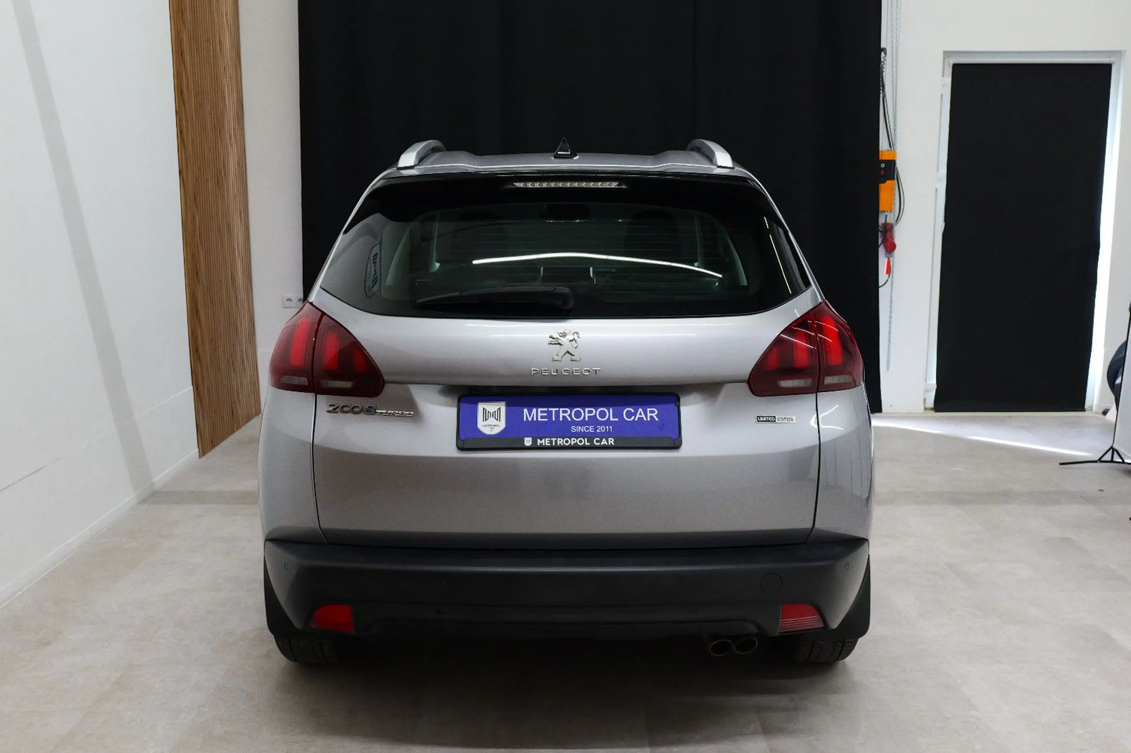 Peugeot 2008 1.2 Active Navi*Garantie*Finanzierung* — photo 4