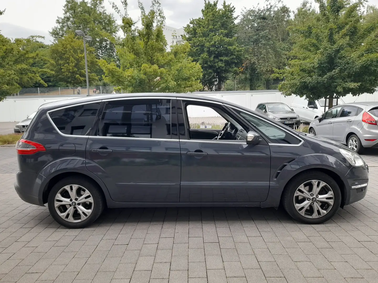 Ford S-Max S-Max 2.0 TDCi DPF Business Edition. 1A.TipTop. Gris - 2