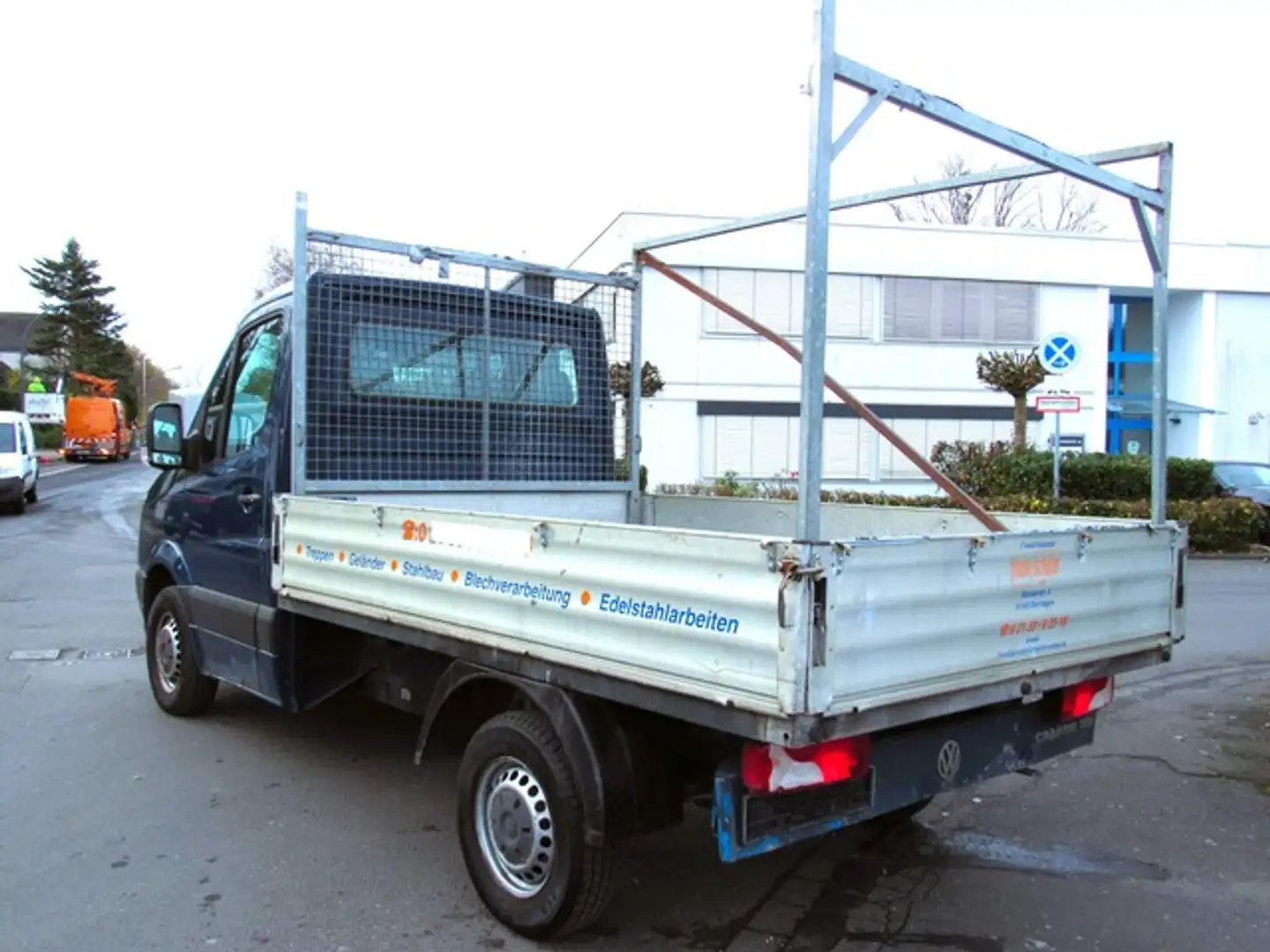 Volkswagen Crafter Pritsche Blau - 2