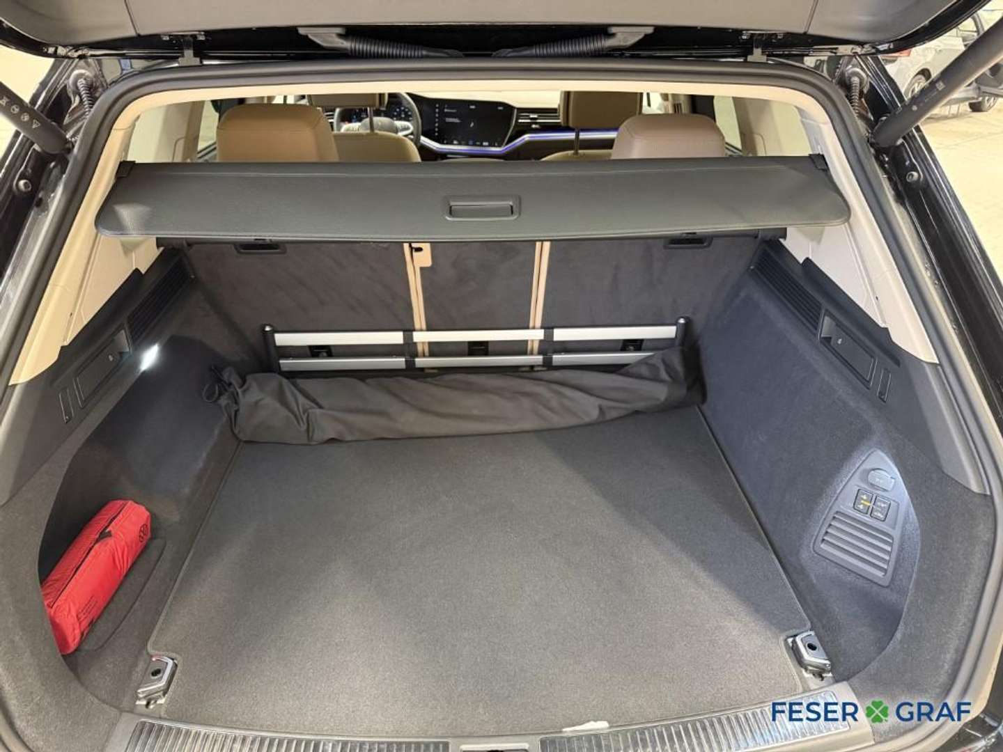 Volkswagen Touareg R-Line - 2025 - Joinsteer - #7