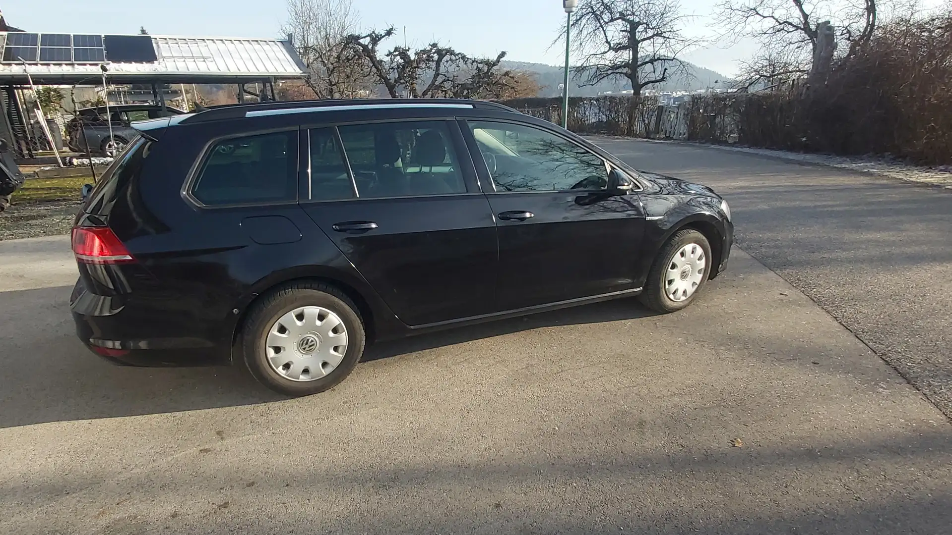 Volkswagen Golf 1,6 BMT TDI 4Motion Schwarz - 2