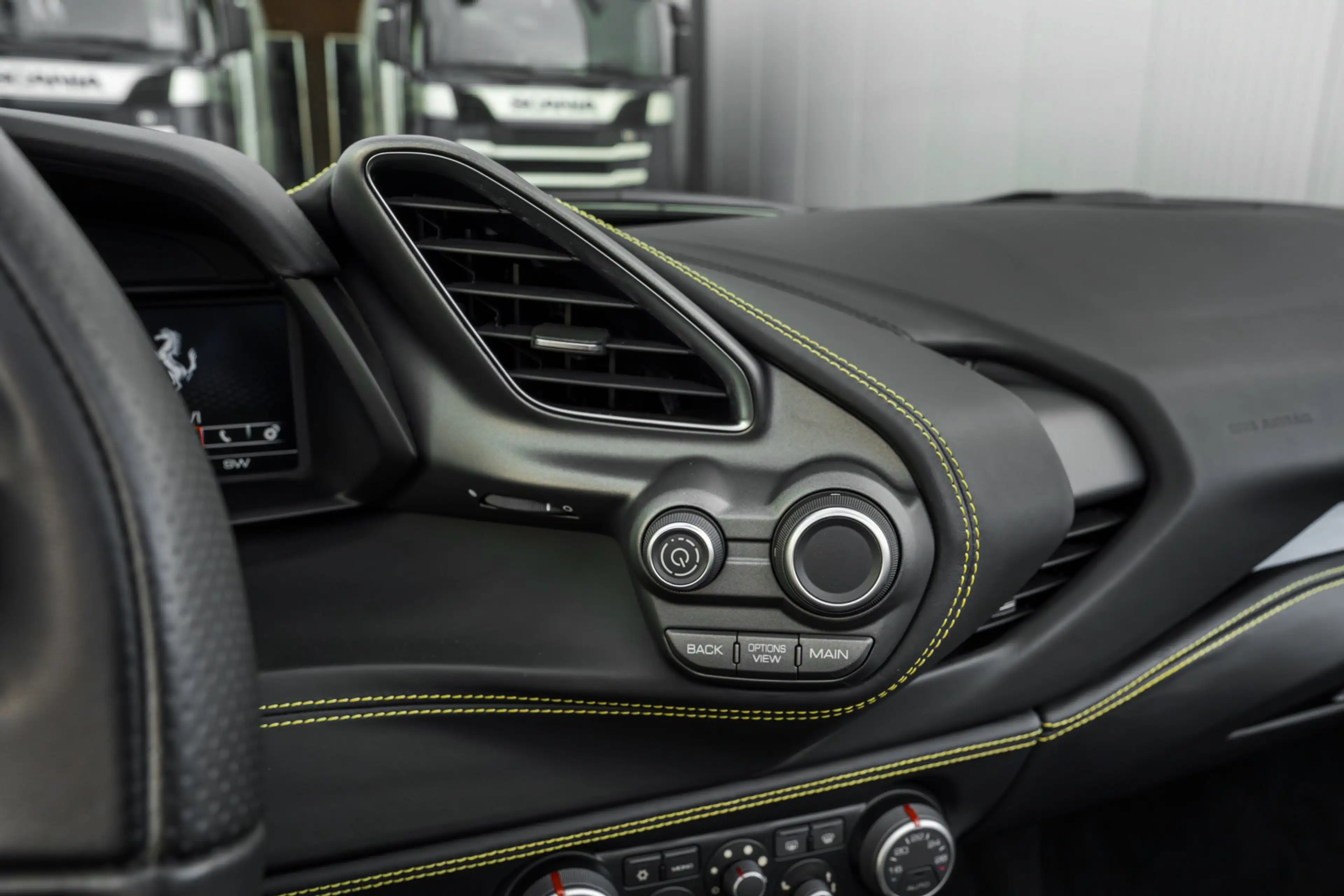 Ferrari 488 Spider - Blu Pozzi - Carbon Fibre - LED Steering w — photo 11