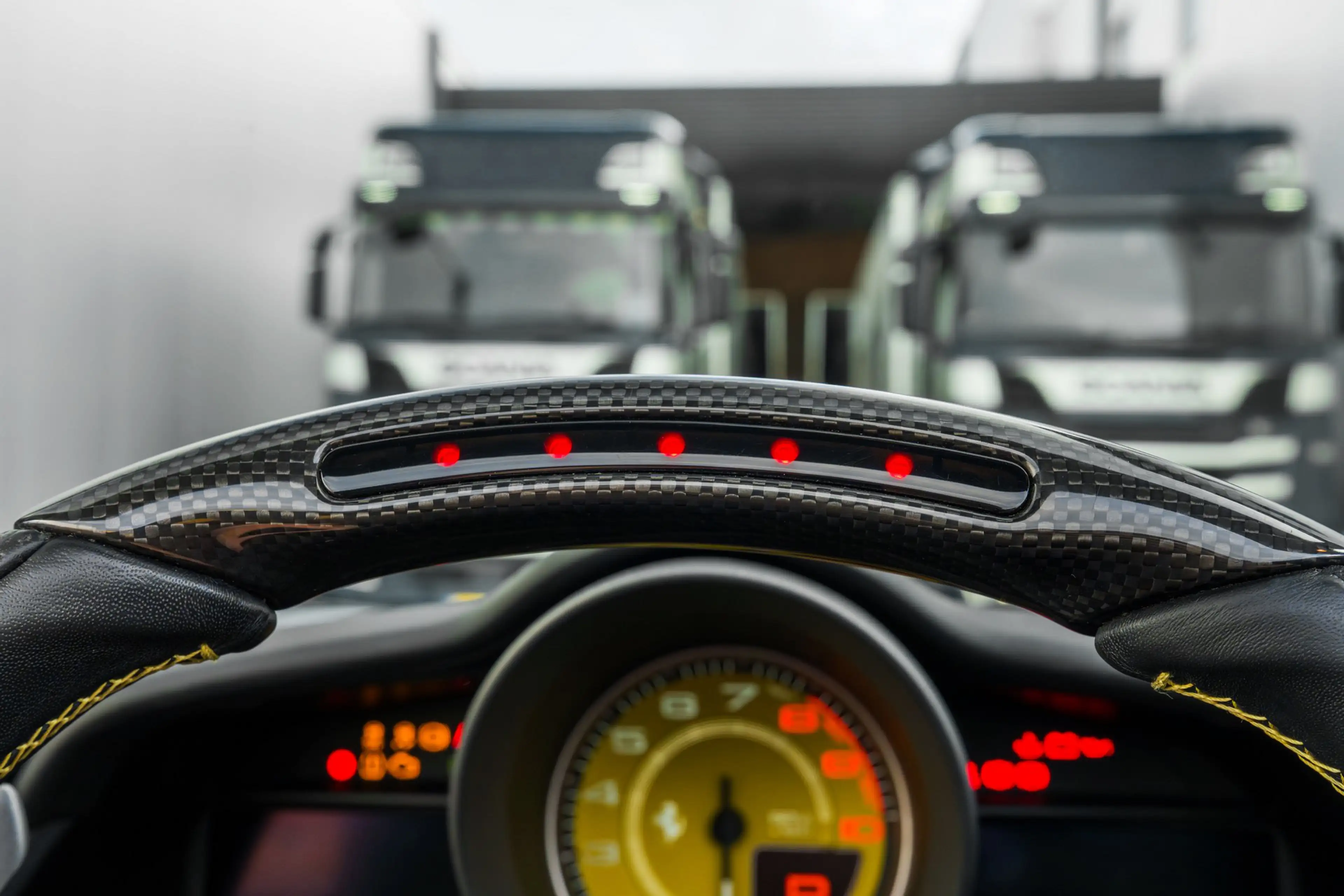 Ferrari 488 Spider - Blu Pozzi - Carbon Fibre - LED Steering w — photo 9