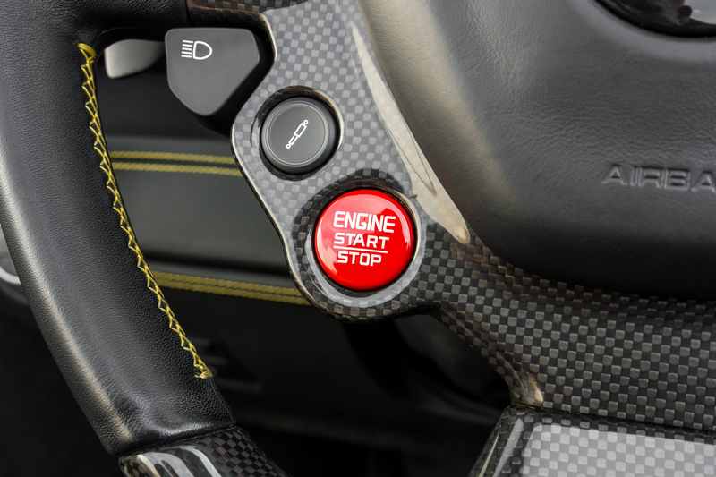 Ferrari 488 Spider - Blu Pozzi - Carbon Fibre - LED Steering w — photo 8