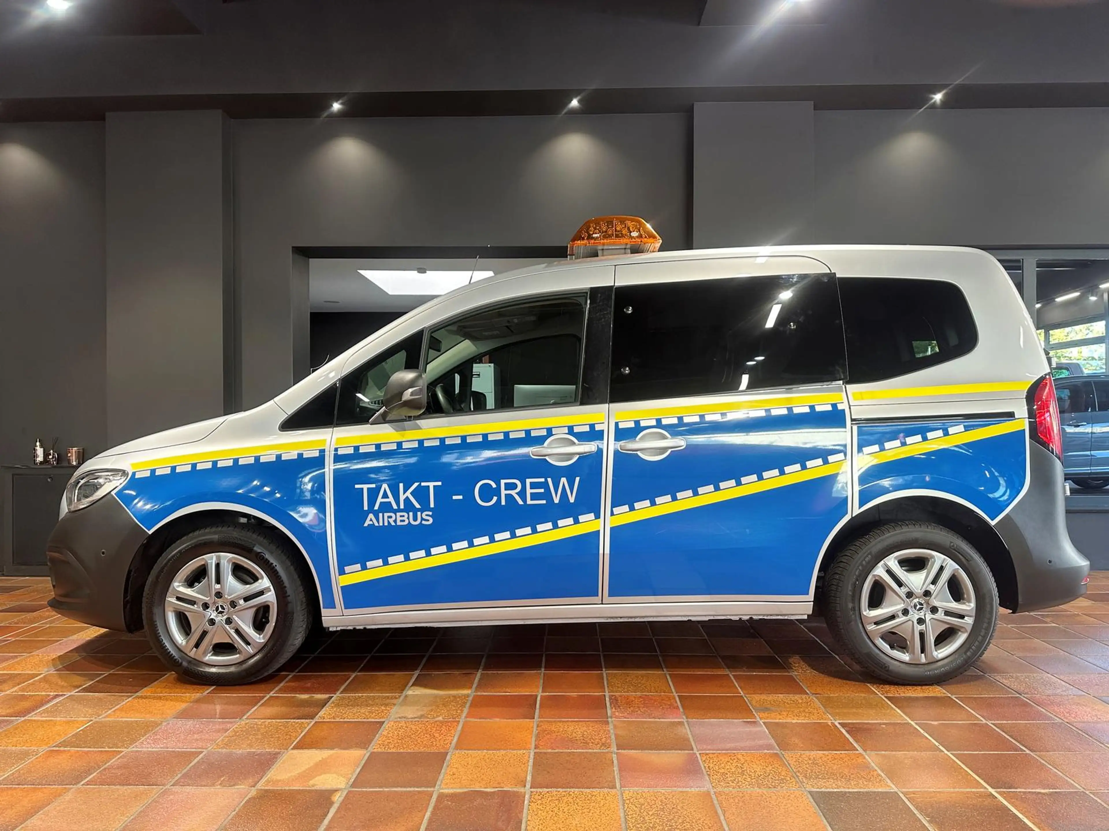 Mercedes-Benz Citan TOURER 110 CDI 5-SITZE 2x SCHIEBETÜR TEMPOMAT AHK- — photo 2