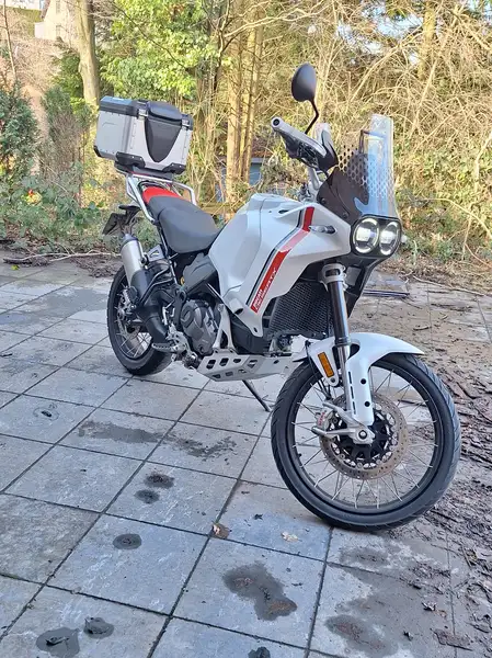 Ducati DesertX - foto 2