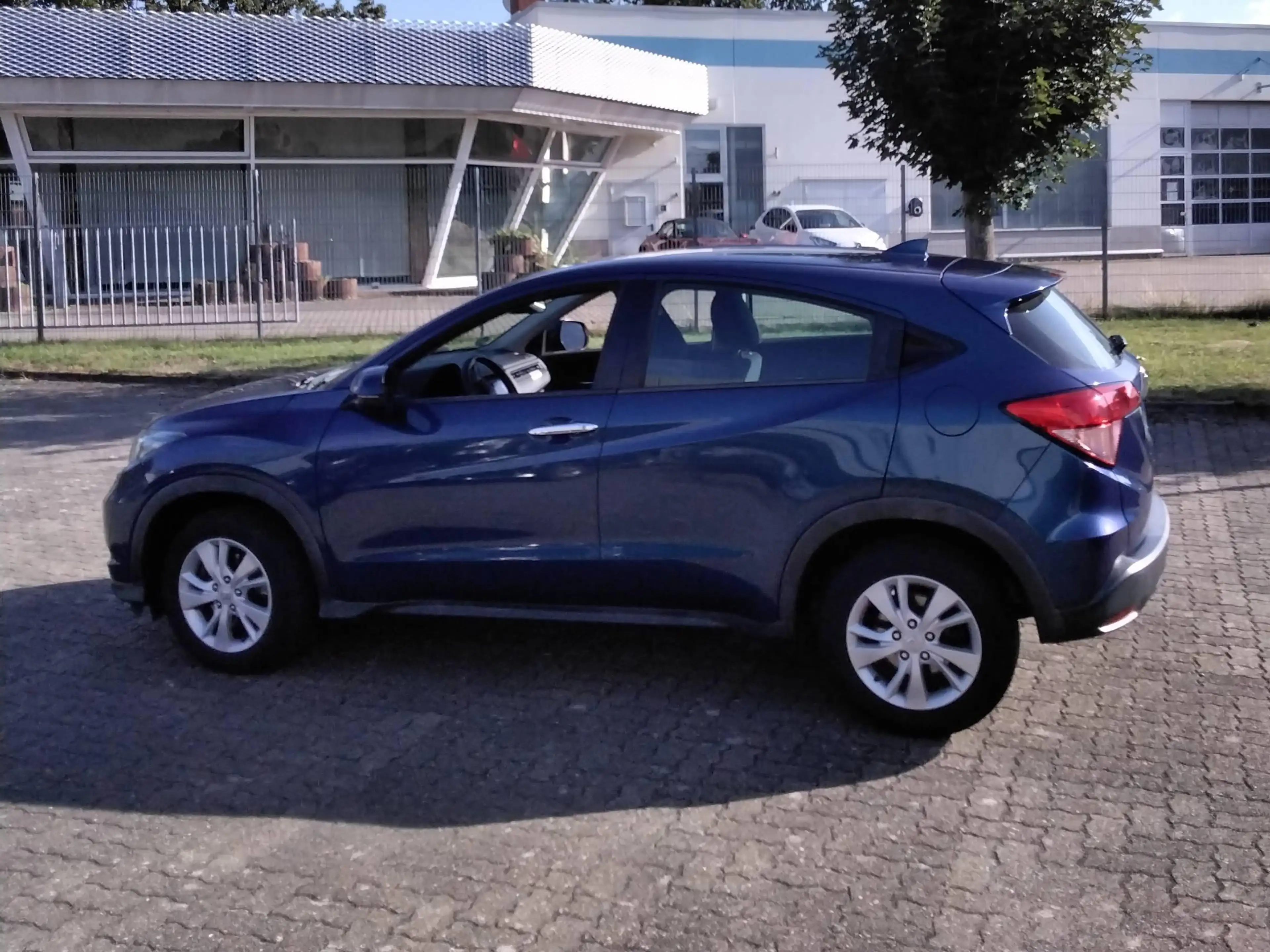 Honda HR-V Comfort — photo 2