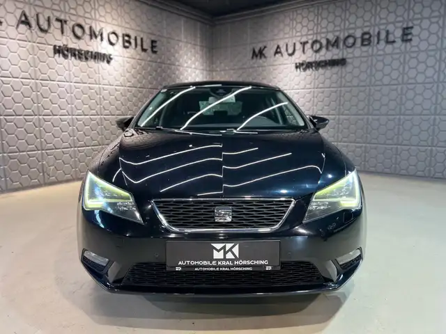 Seat Leon Leon view 3