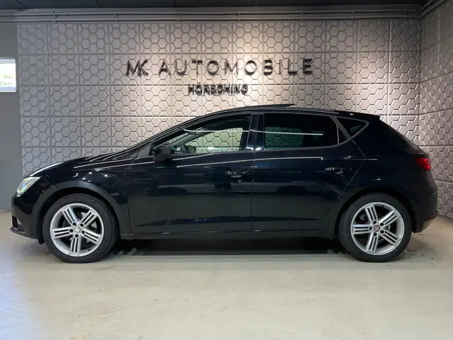 Seat Leon Leon view 5
