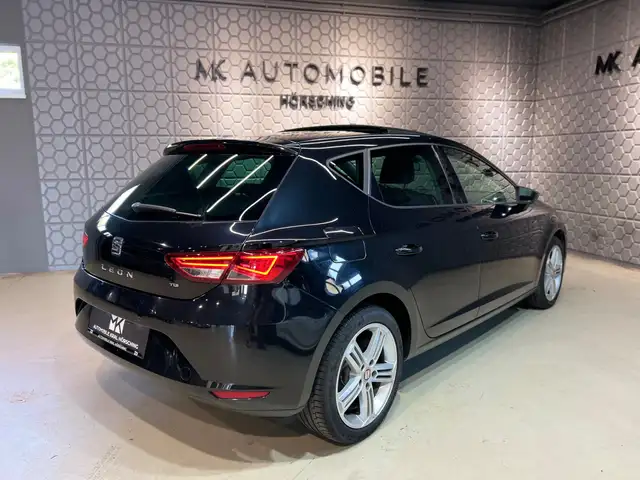 Seat Leon Leon view 8