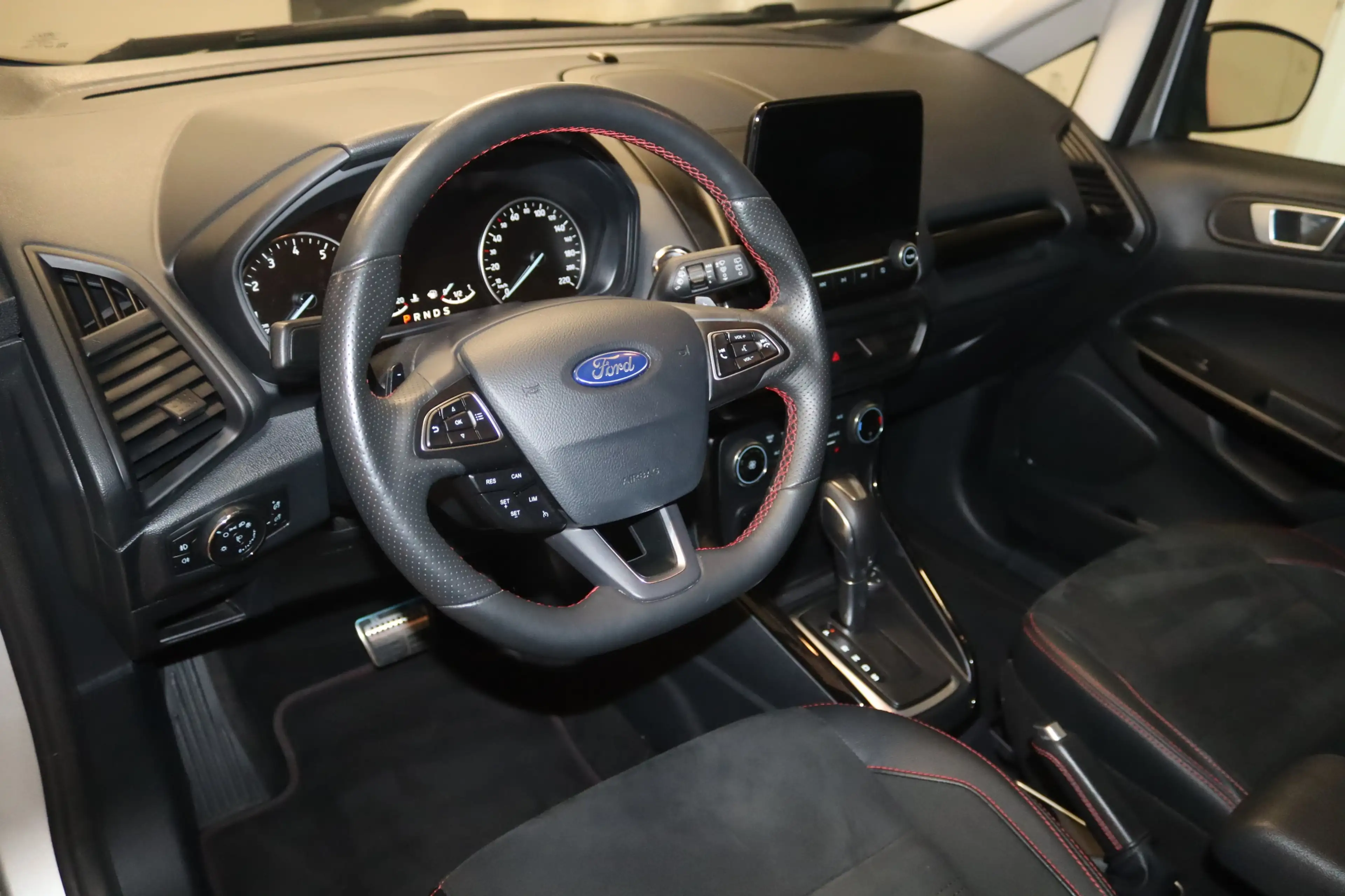 Ford EcoSport ST-Line Aut.-NAV-TOTW.-SHZ-PDC-TEMP.- — photo 9