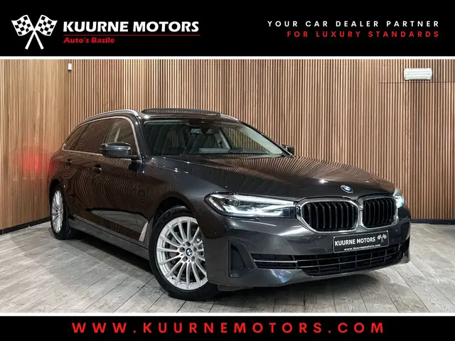BMW 530 e Touring Alu18"/Pano/Leder/Cam/Gps *2j garantie*