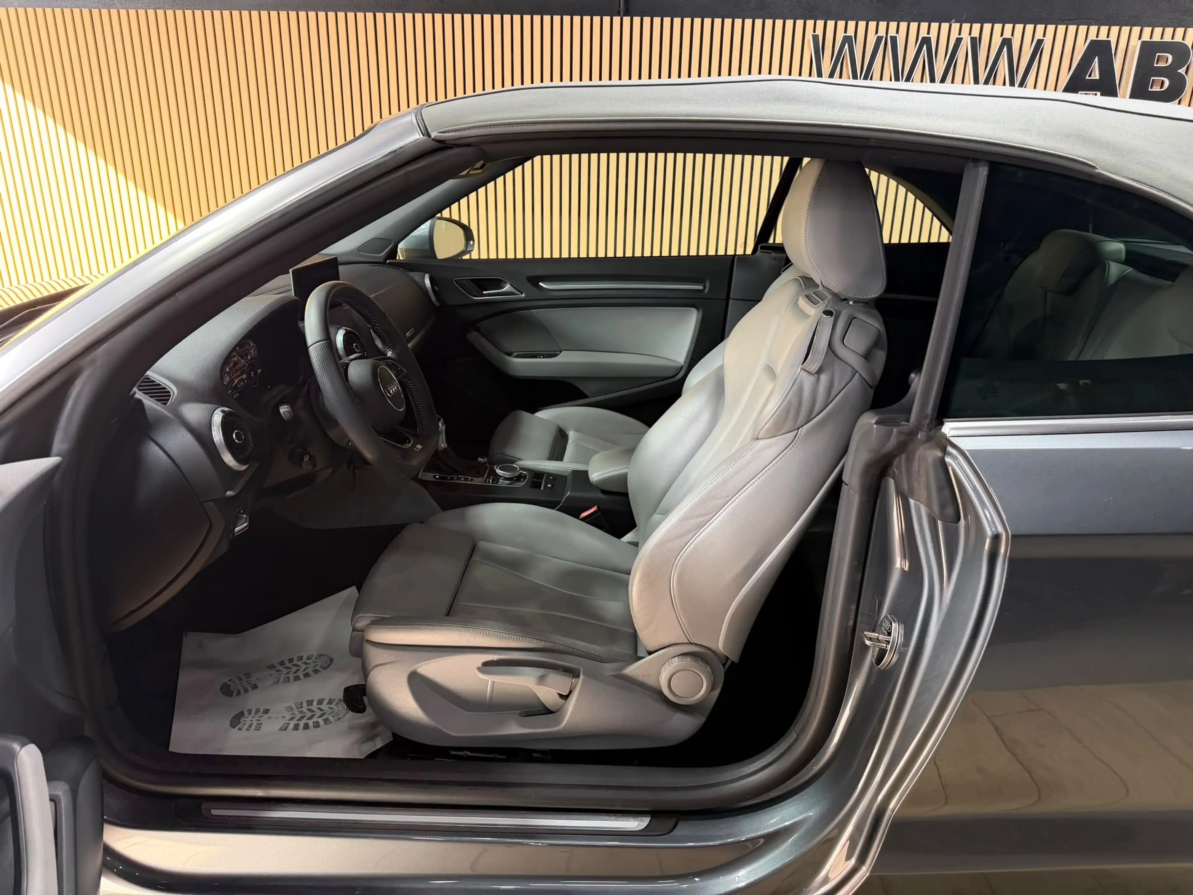 Audi A3 Cabriolet 2.0TDI * S LINE - COCKPIT - S TRONIC * GARANTIE 12 MOIS * — photo 10