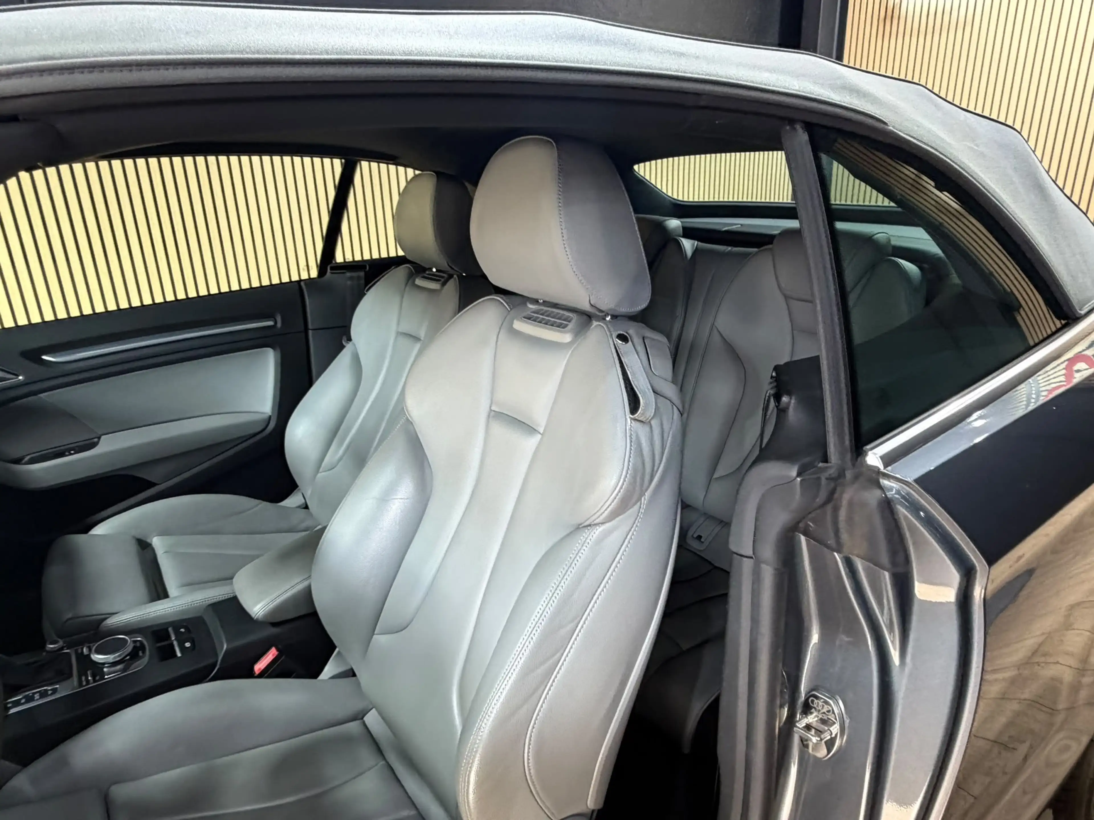 Audi A3 Cabriolet 2.0TDI * S LINE - COCKPIT - S TRONIC * GARANTIE 12 MOIS * — photo 9