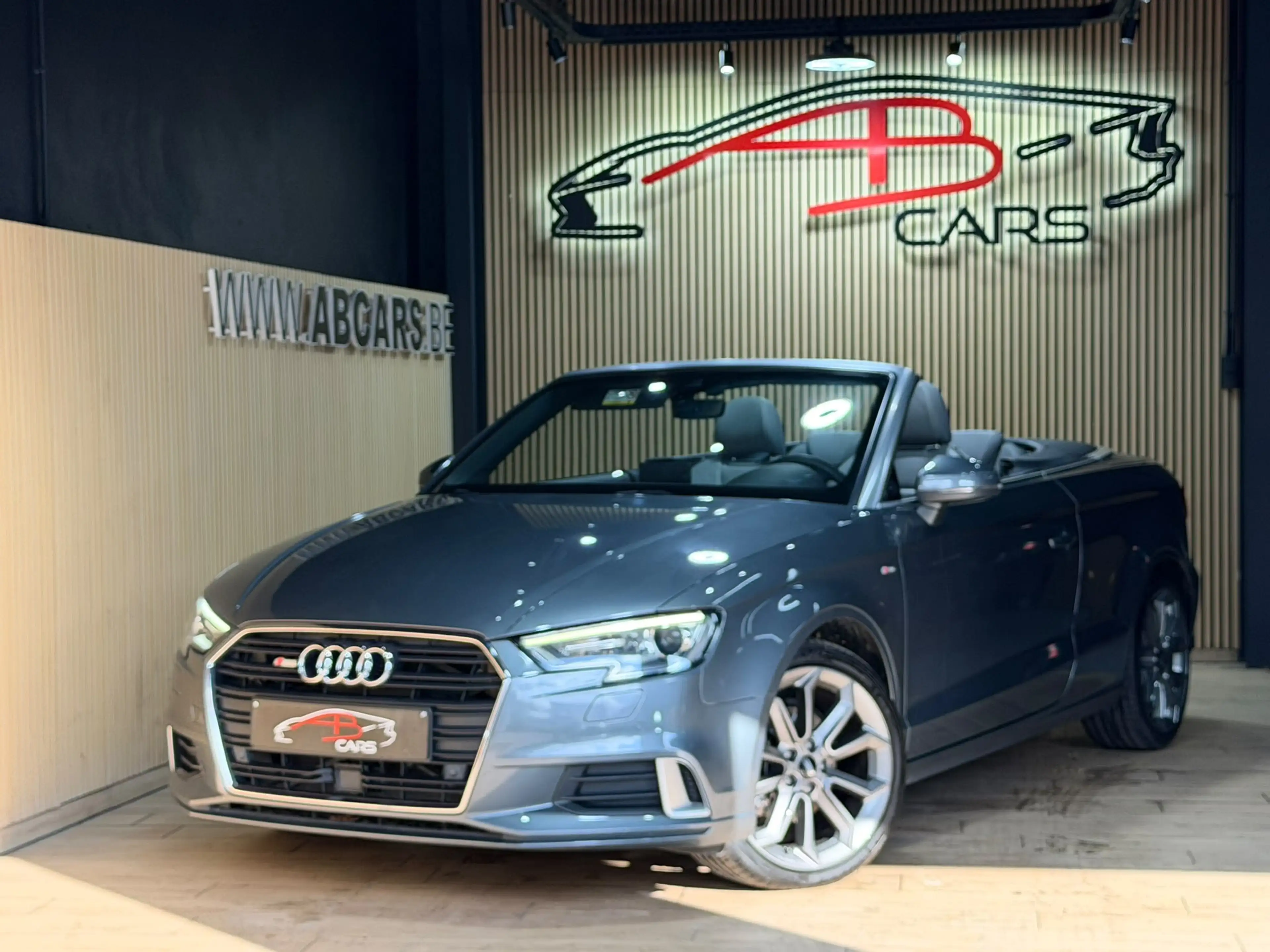 Audi A3 Cabriolet 2.0TDI * S LINE - COCKPIT - S TRONIC * GARANTIE 12 MOIS *