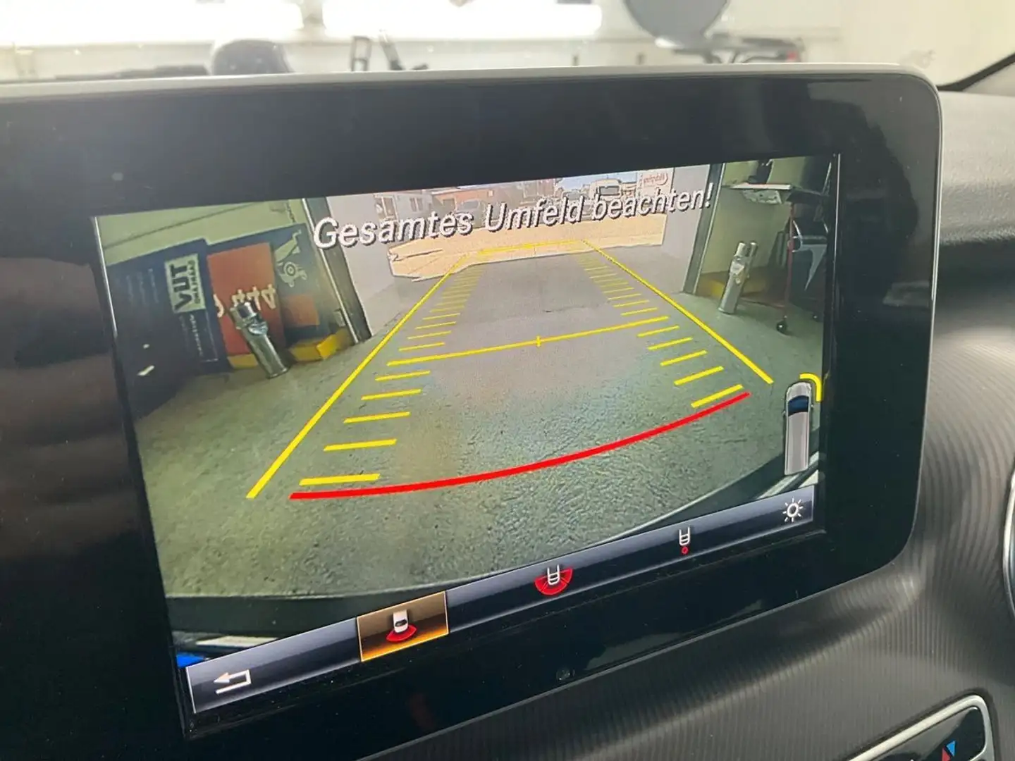 Mercedes-Benz V 250 d lang Leder*Navi*LED*R-Kamera*AHK*1.Hand Hnědá - 2