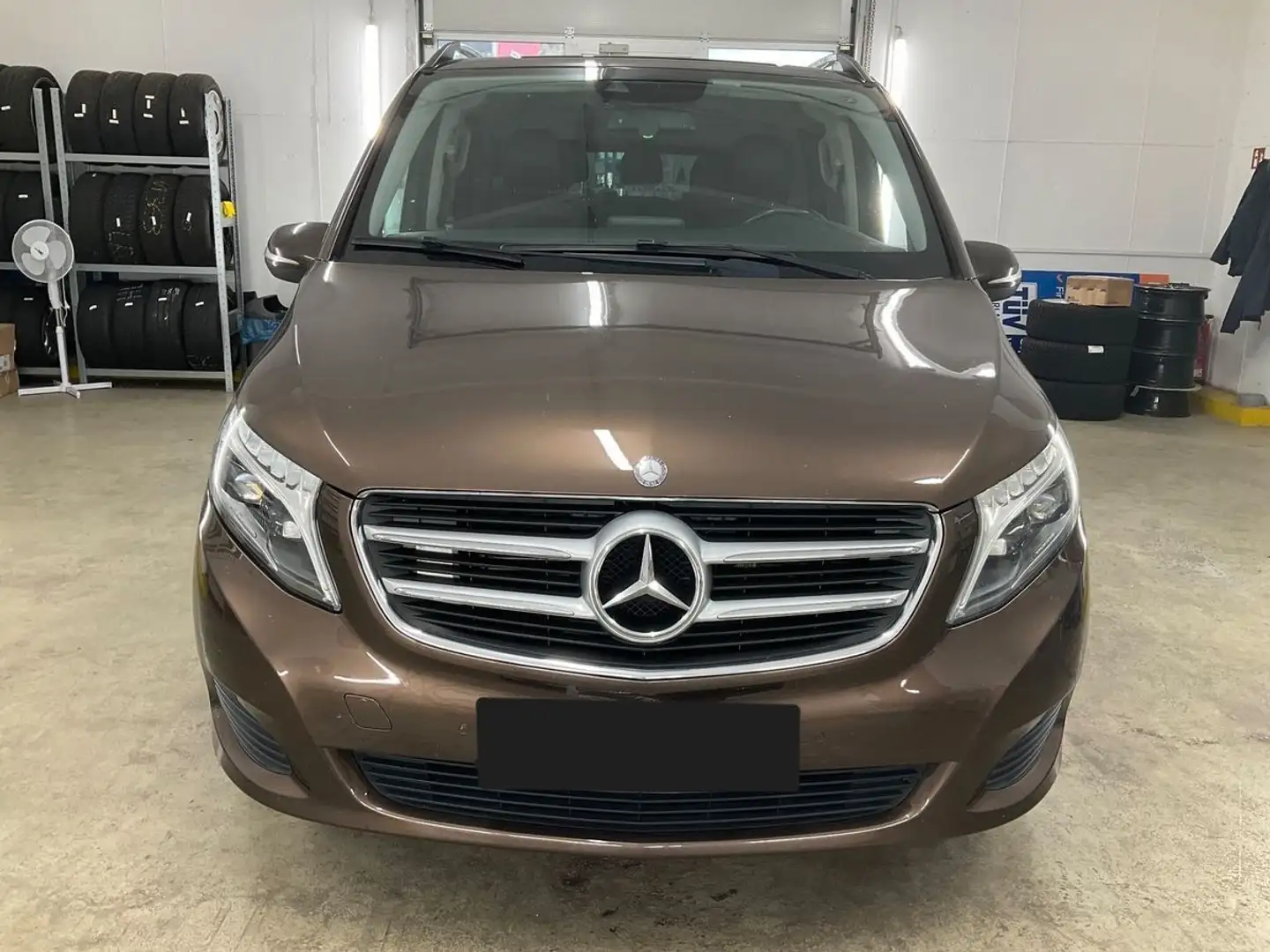 Mercedes-Benz V 250 d lang Leder*Navi*LED*R-Kamera*AHK*1.Hand Hnědá - 1