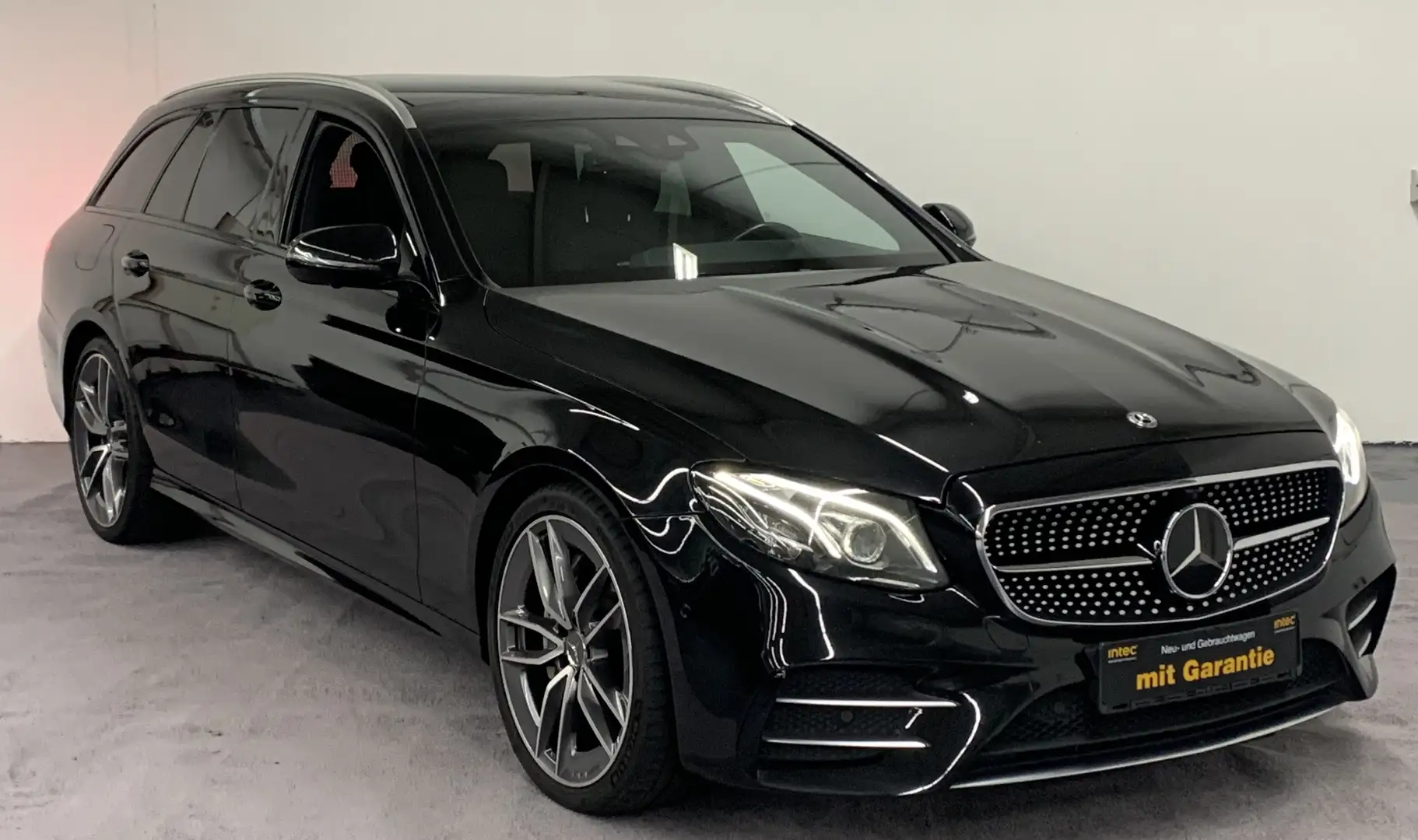 Mercedes-Benz E 53 AMG 4Matic T 9G-TRONIC Schwarz - 2