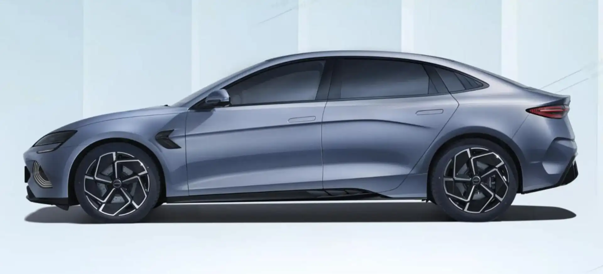 BYD Seal Design 82,5 kWh Pano 360Kam Nav ACC Keyl 230 kW... Blau - 2