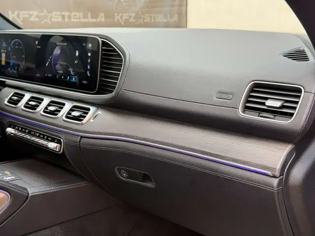 Mercedes-Benz GLE 300 GLE 300 d AMG Line 4Matic 7 Sitzer Ansicht 38