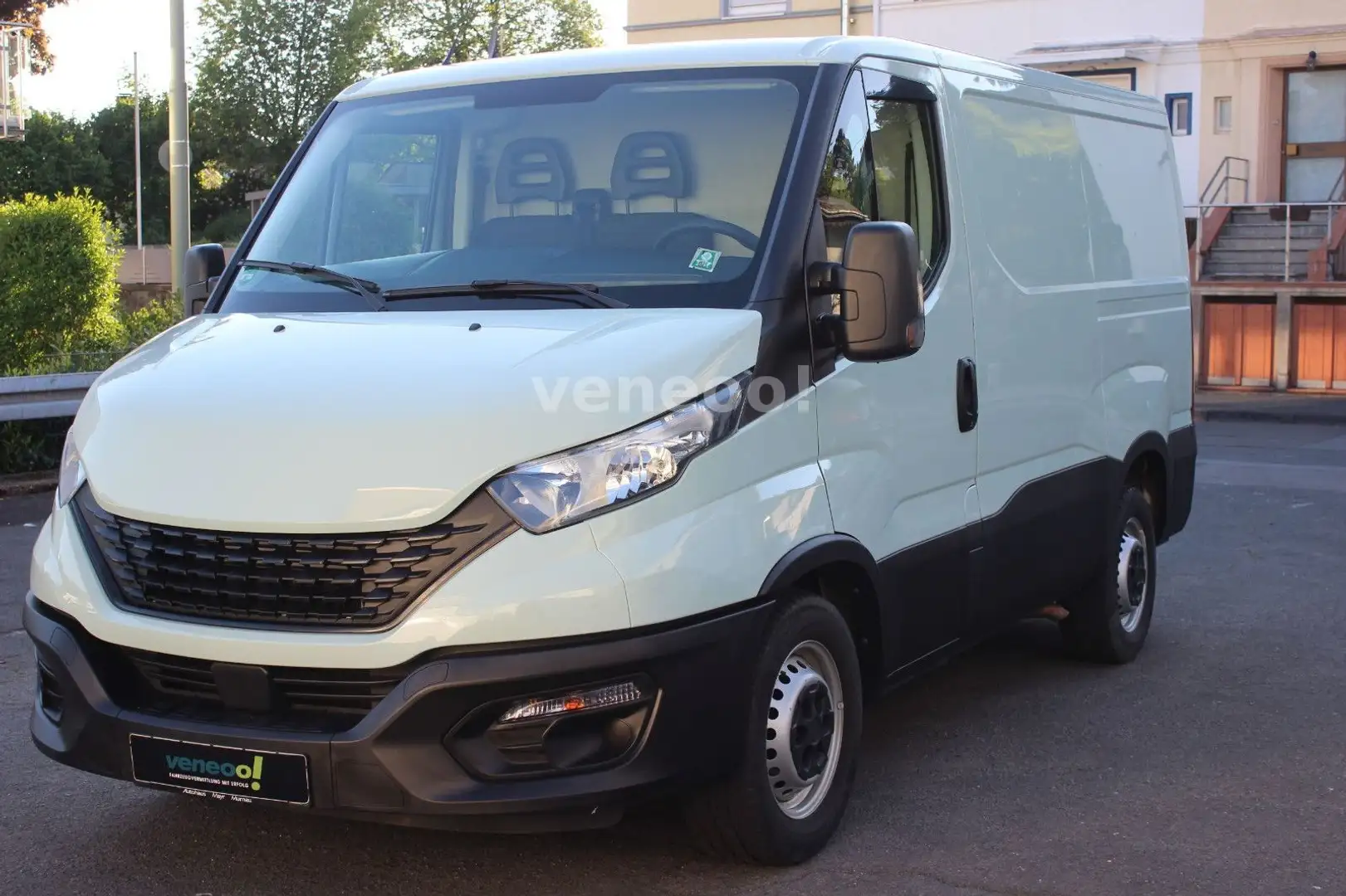 Iveco Iveco Daily Kasten 35 S 12 L1 H1/Radstand 3000/1 Gris - 1
