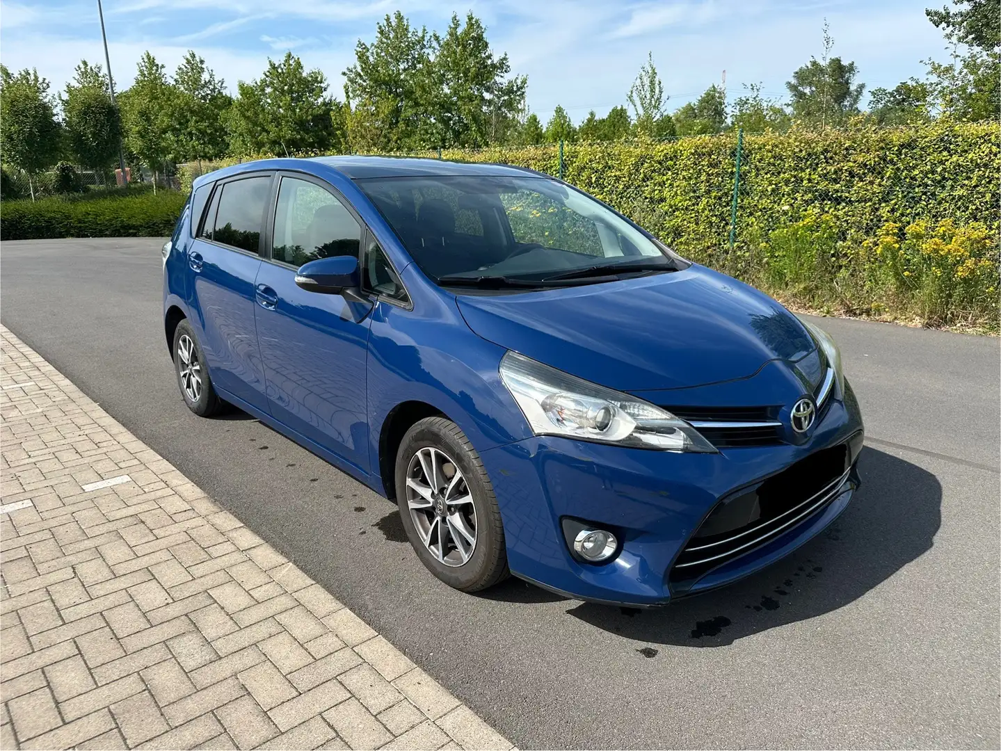 Toyota Verso benzine 128 000kms Blauw - 1