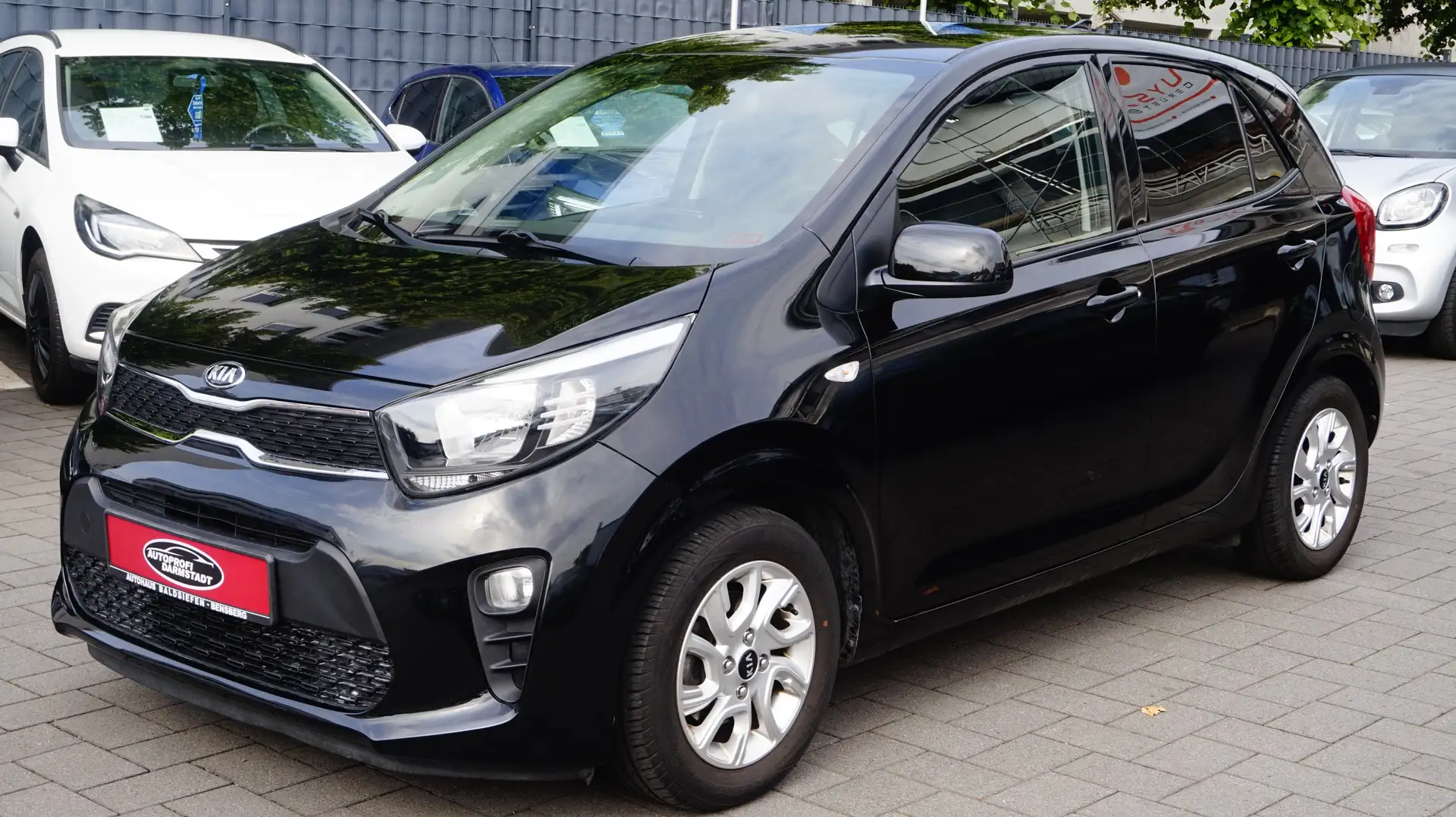 Kia Picanto TÜV AU NEU*SITZ-HZ*KLIMA*NAVI*PDC-(HINTEN) Zwart - 2
