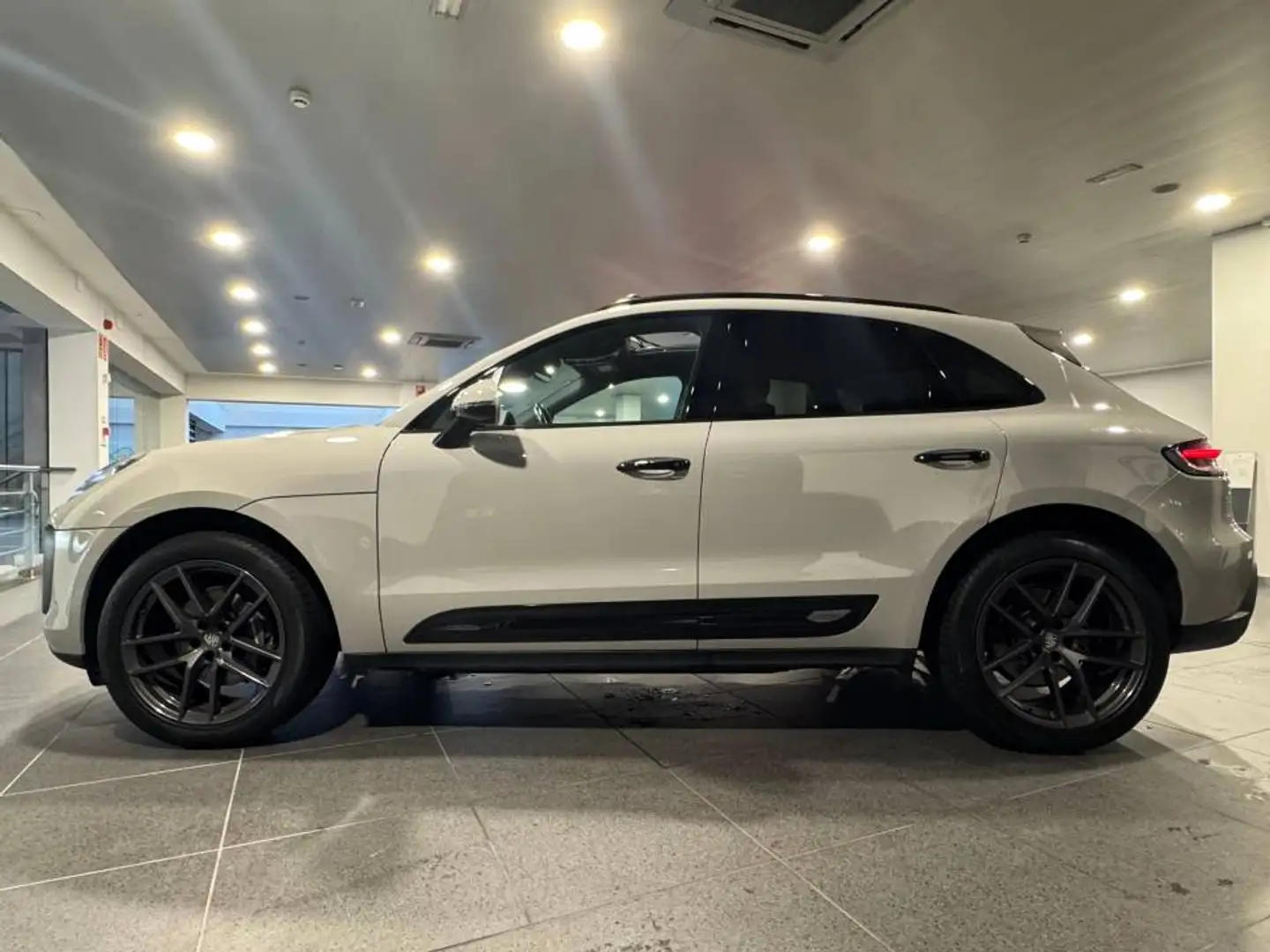 Porsche Macan T Aut. Gris - 2