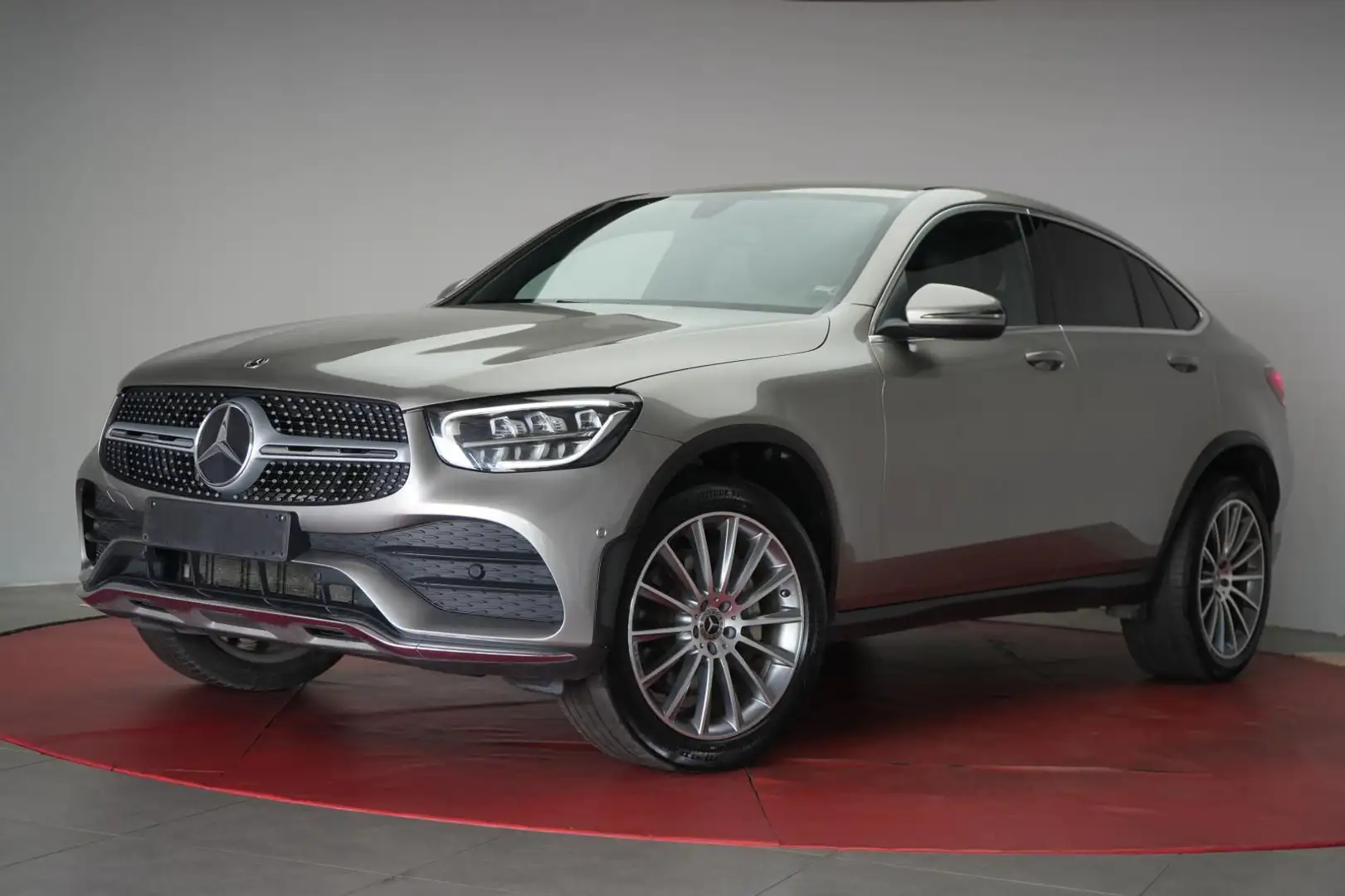 Mercedes-Benz GLC 300 de 4Matic 9G-Tronic AMG Navi/Temp/Kamera Argintiu - 2