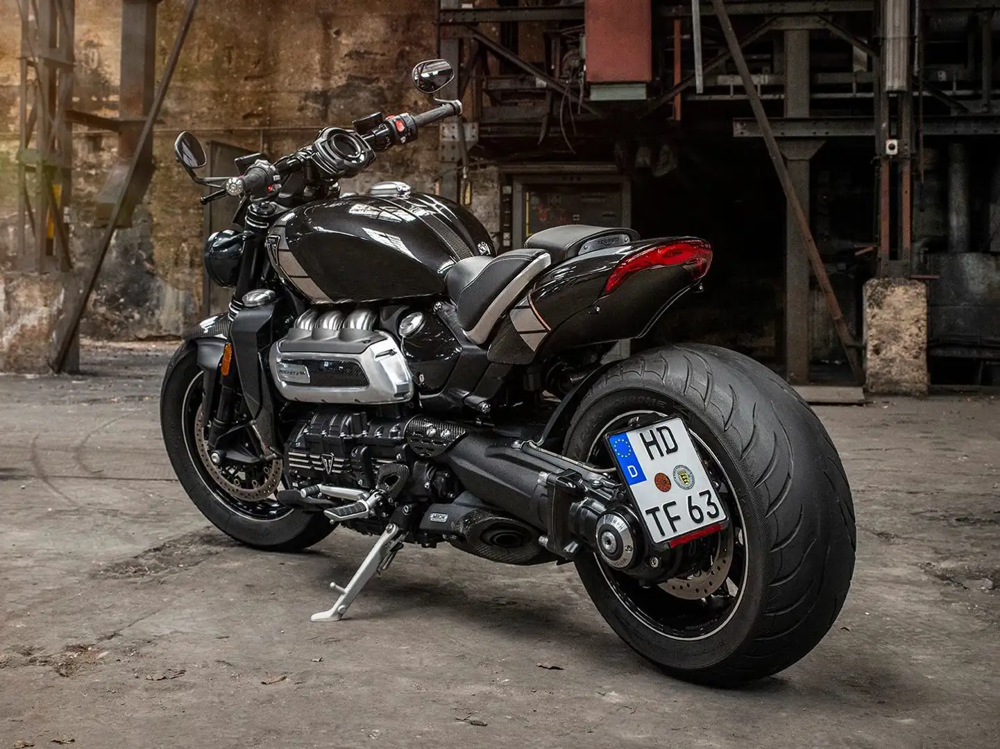 Triumph Rocket TFC Limited Edition 48/750 Schwarz - 1