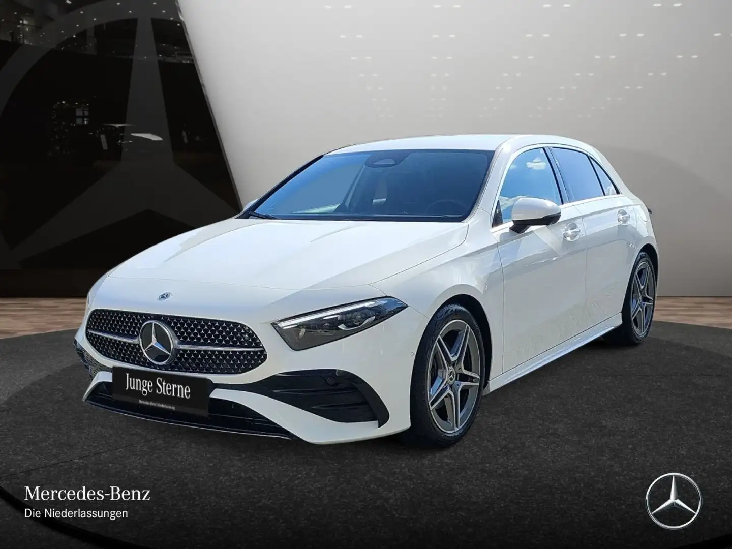 Mercedes-Benz A 200 AMG+360°+MULTIBEAM+BURMESTER+TOTW+KEYLESS Weiß - 2