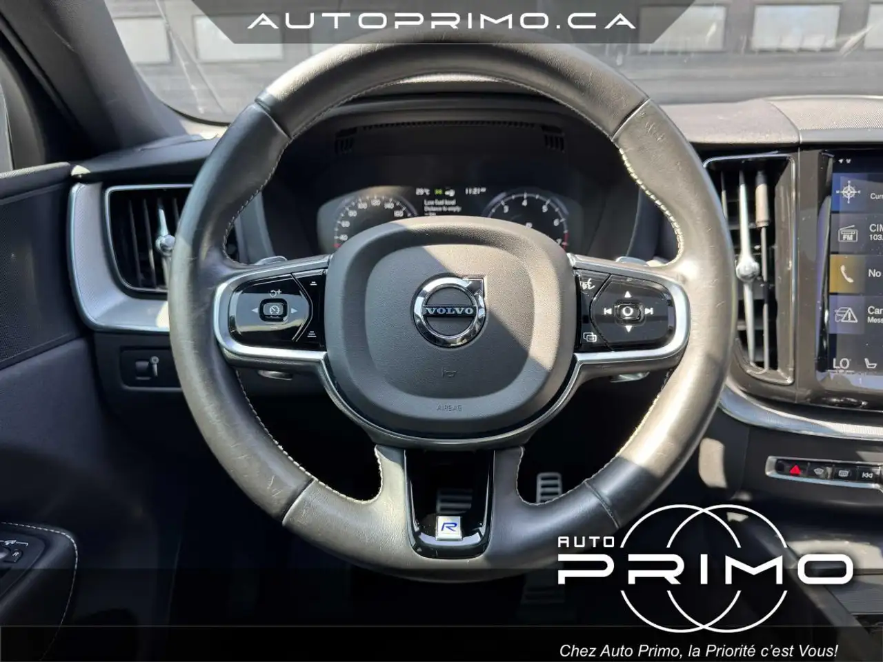 Volvo XC60 снимка Volvo XC60
