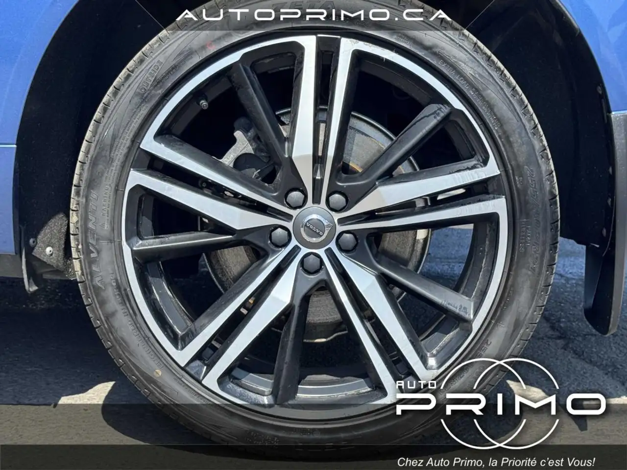 Volvo XC60 снимка Volvo XC60