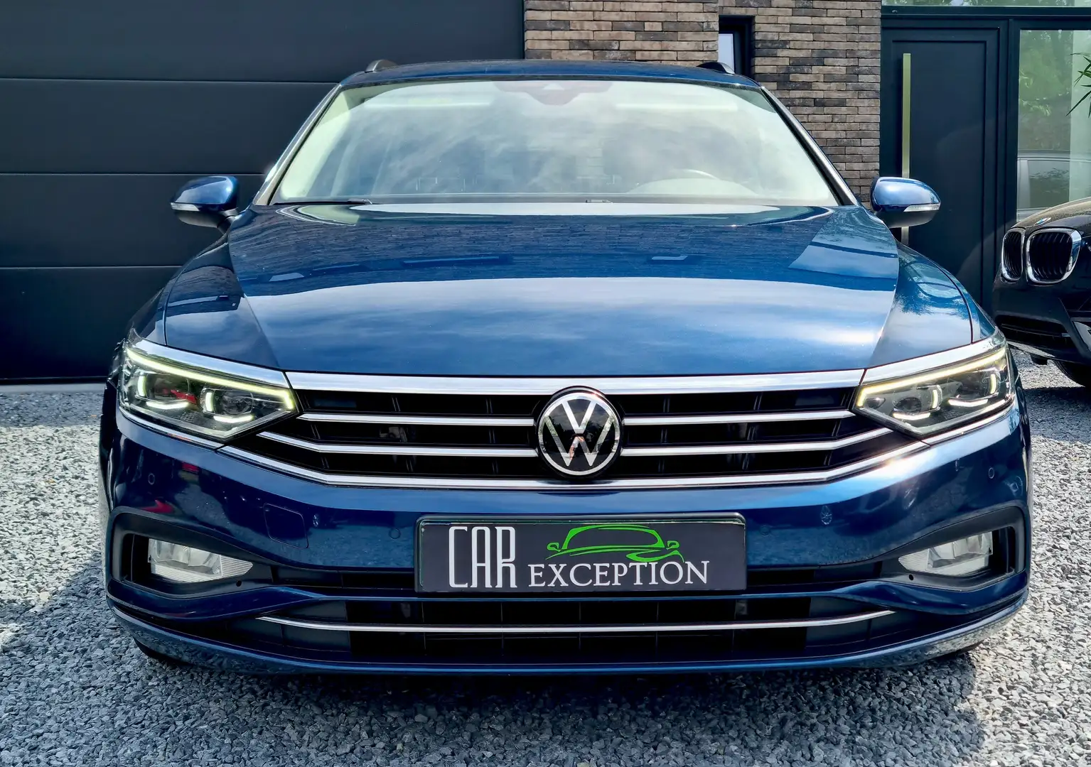 Volkswagen Passat Variant SW 2.0 TDi SCR Style Business DSG Blauw - 2