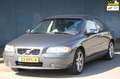 Volvo S60 2.5T Drivers Edition LPG-G3/Xenon/Leer/Navigatie/P Grijs - thumbnail 1