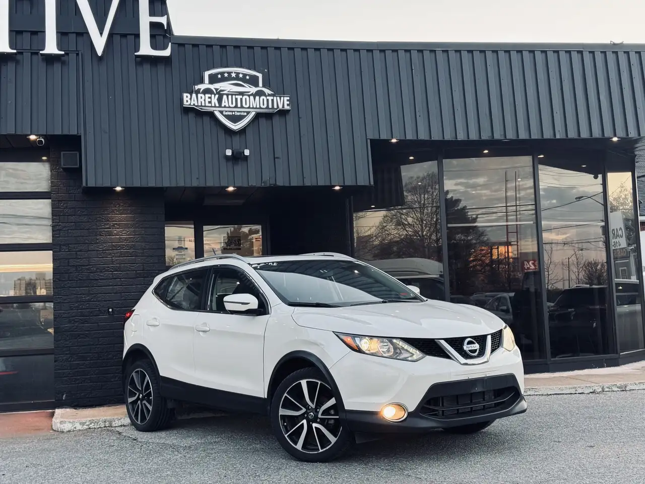 Nissan Qashqai снимка Nissan Qashqai