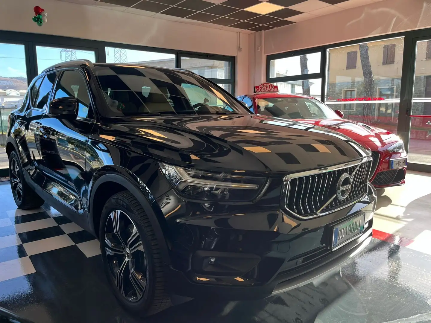 Volvo XC40 2.0 d3 Momentum Pro awd auto my21 Nero - 2