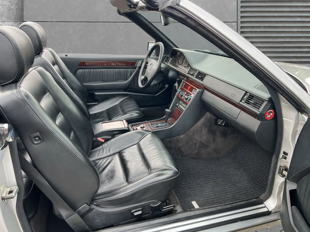 Mercedes-Benz E 200 Cabrio, 1Hand, Scheckheft, Klima, Leder, foto 10