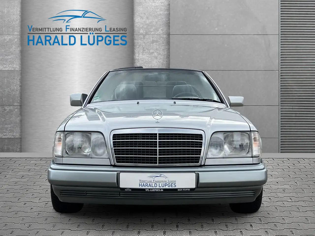 Mercedes-Benz E 200 Cabrio, 1Hand, Scheckheft, Klima, Leder, foto 2