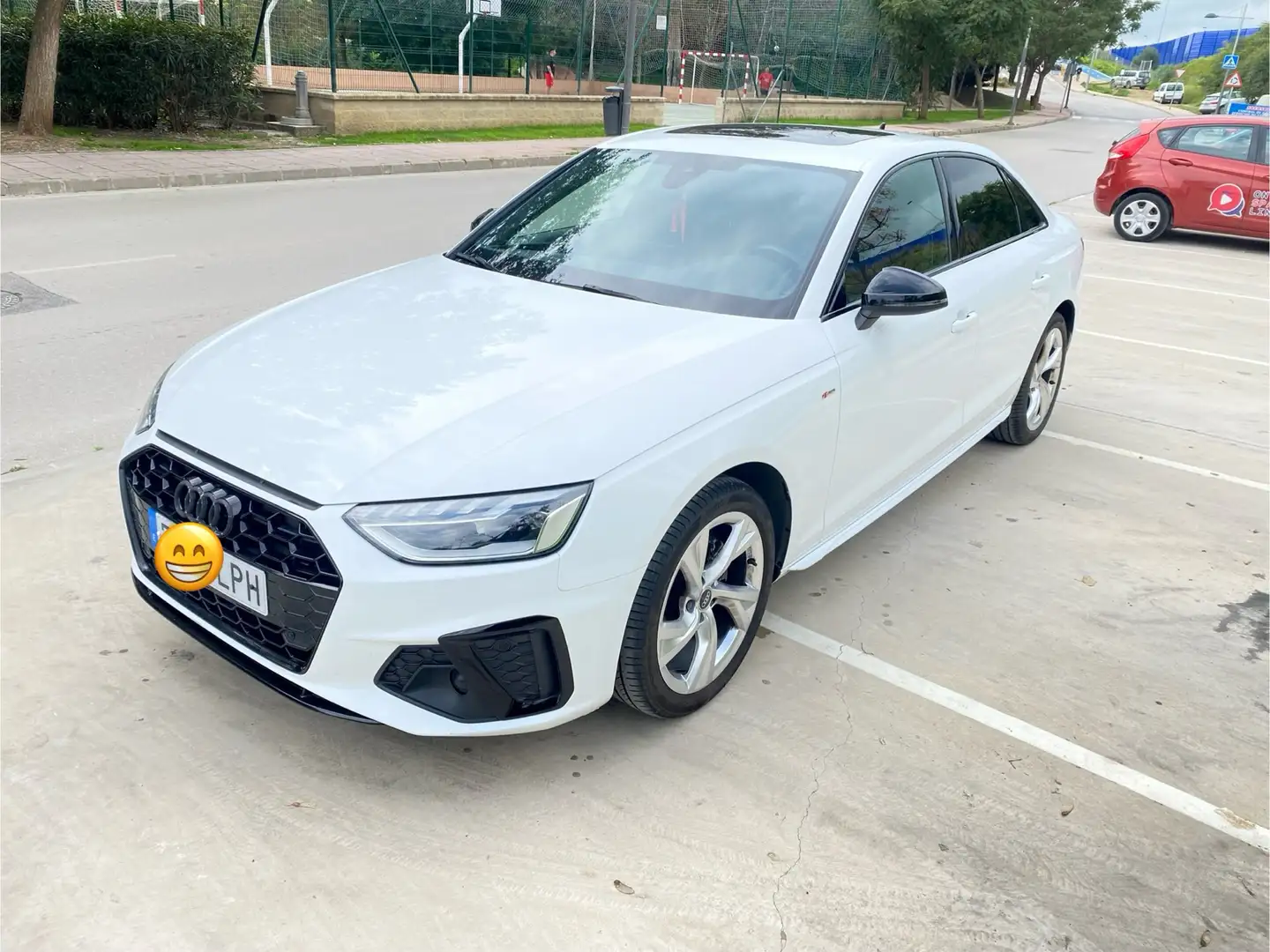 Audi A4 35 TDI S line tronic 120kW - 1