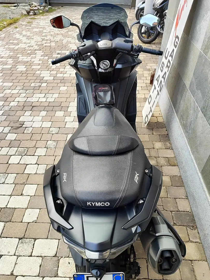 Kymco AK 550 Negro - 2