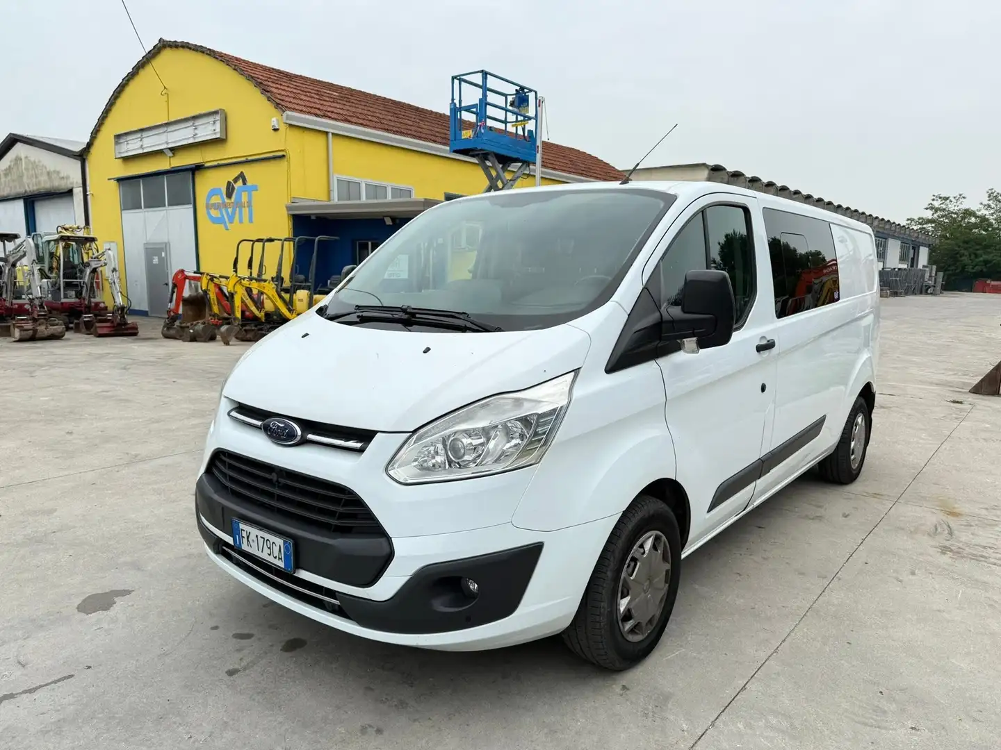 Ford Transit Custom AUTOCARRO - 6 POSTI - 2