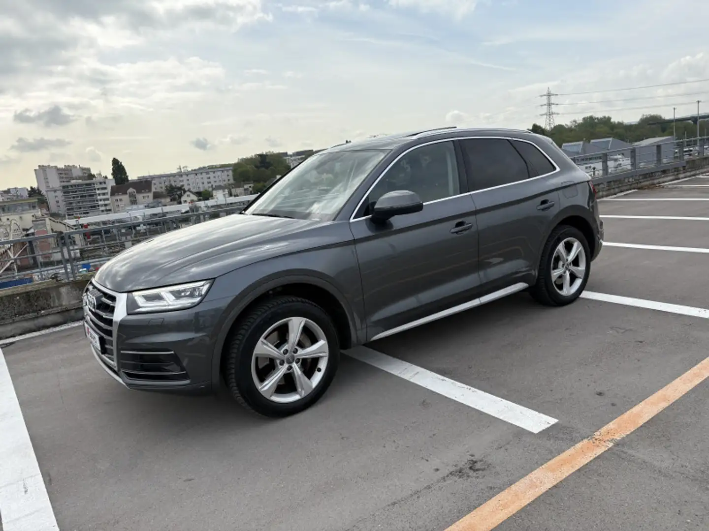 Audi Q5 50 TFSI E 299CH DESIGN LUXE QUATTRO S TRONIC 7 Gris - 1
