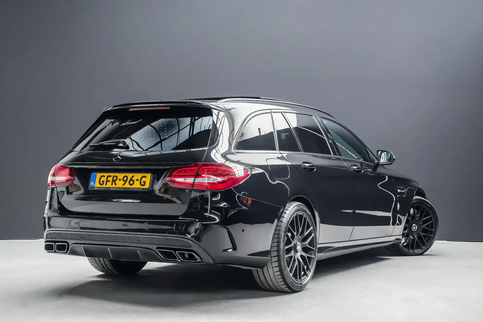 Mercedes-Benz C 63 AMG Estate S |carbon|memory|head-up|panoramadak|360 ca Zwart - 2
