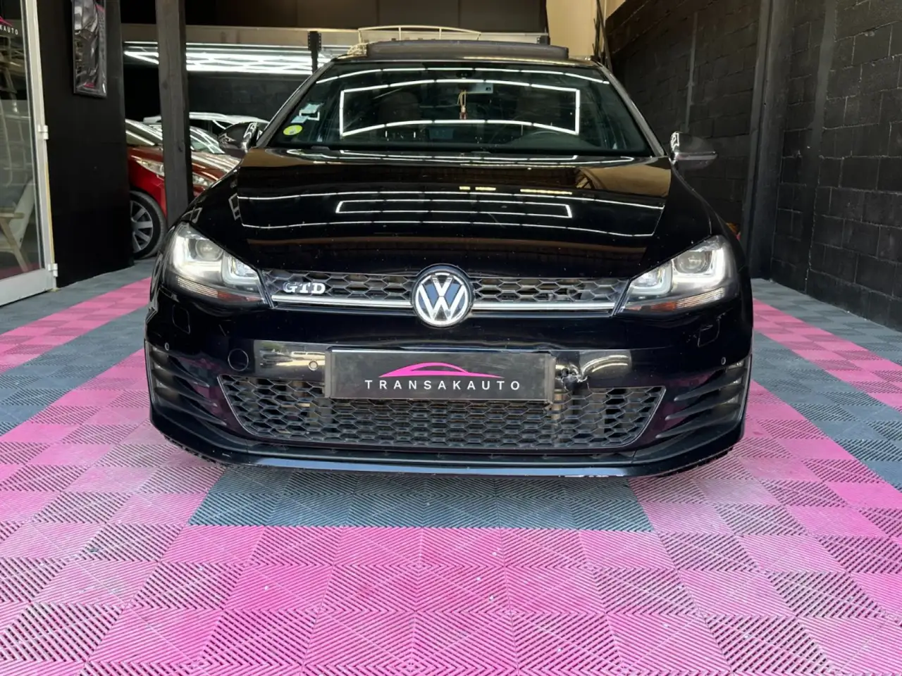 Volkswagen Golf GTD — photo 8