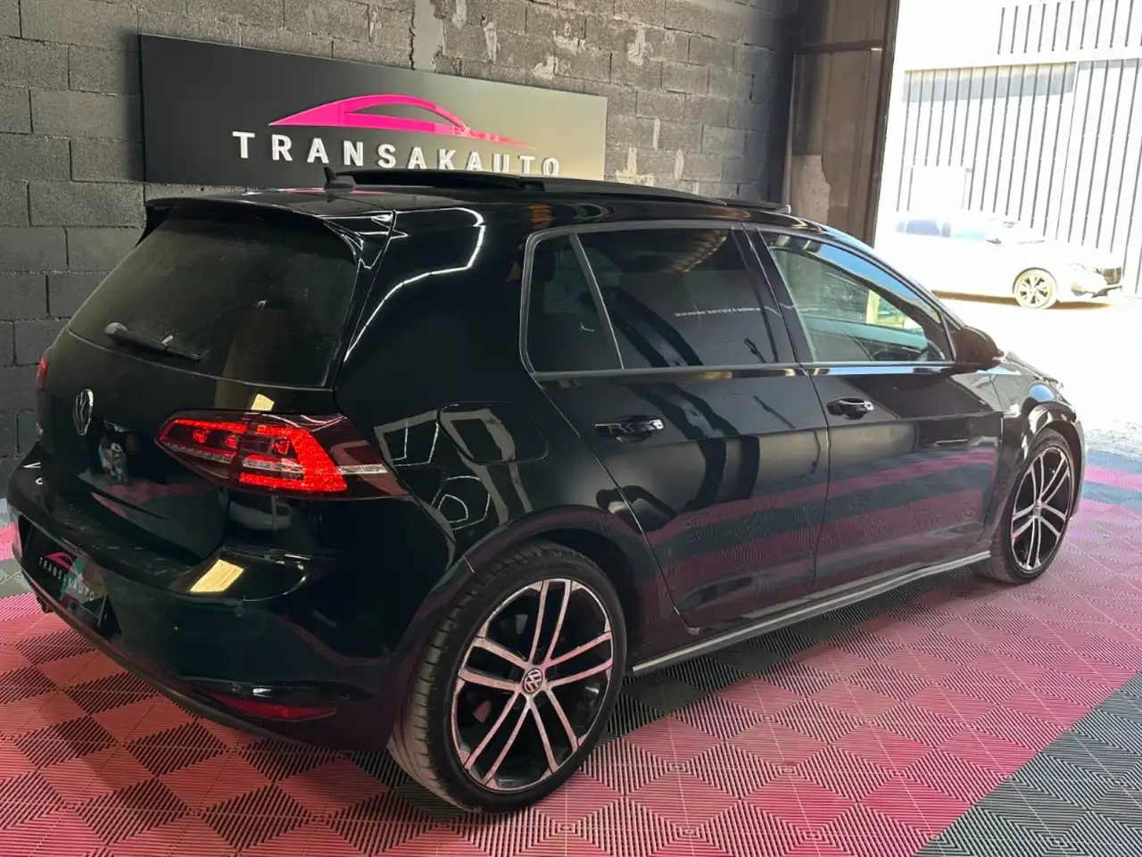 Volkswagen Golf GTD — photo 2