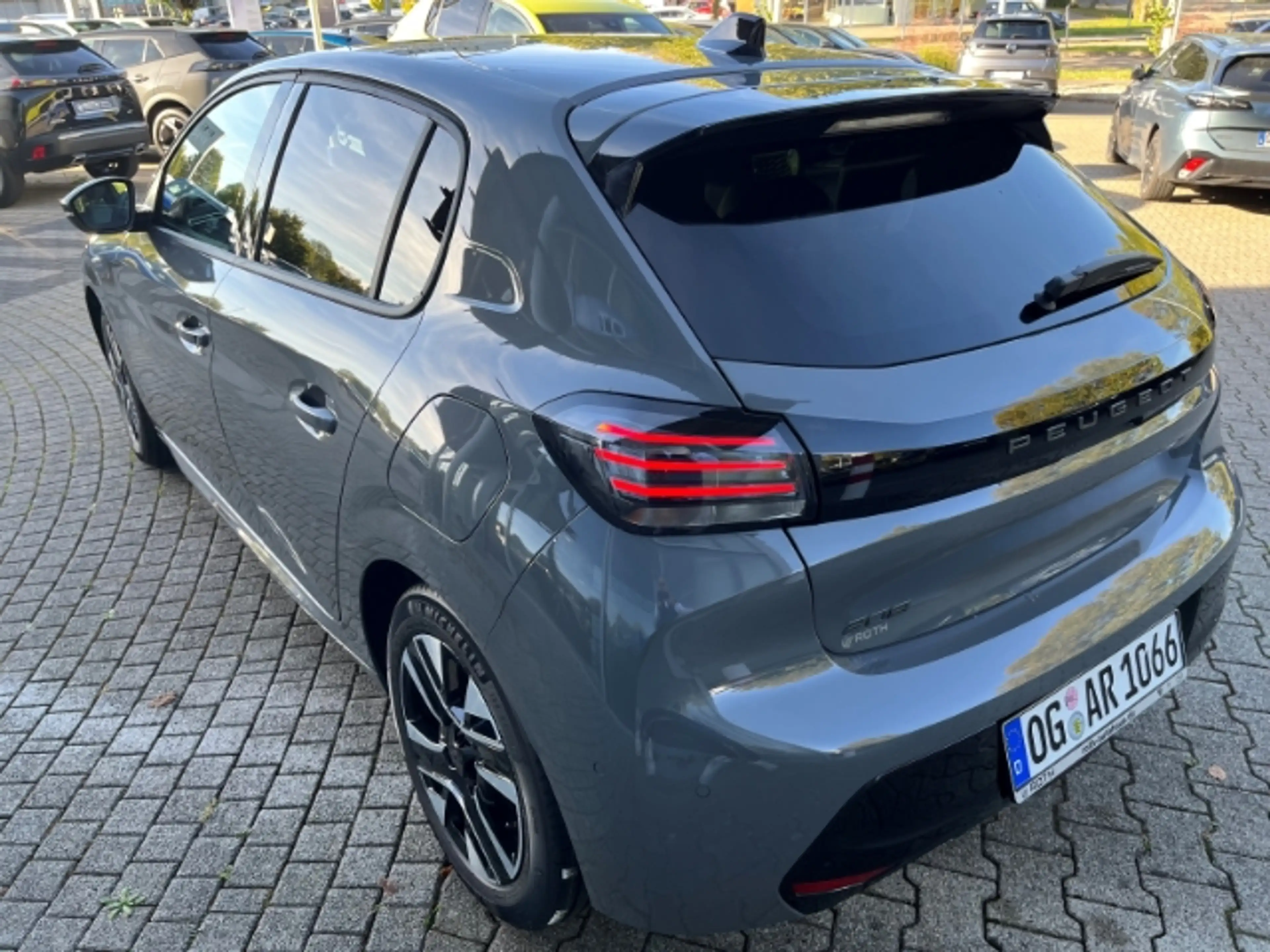 Peugeot 208 Allure Navi Klima 360 Kamera LM-Felgen — photo 5