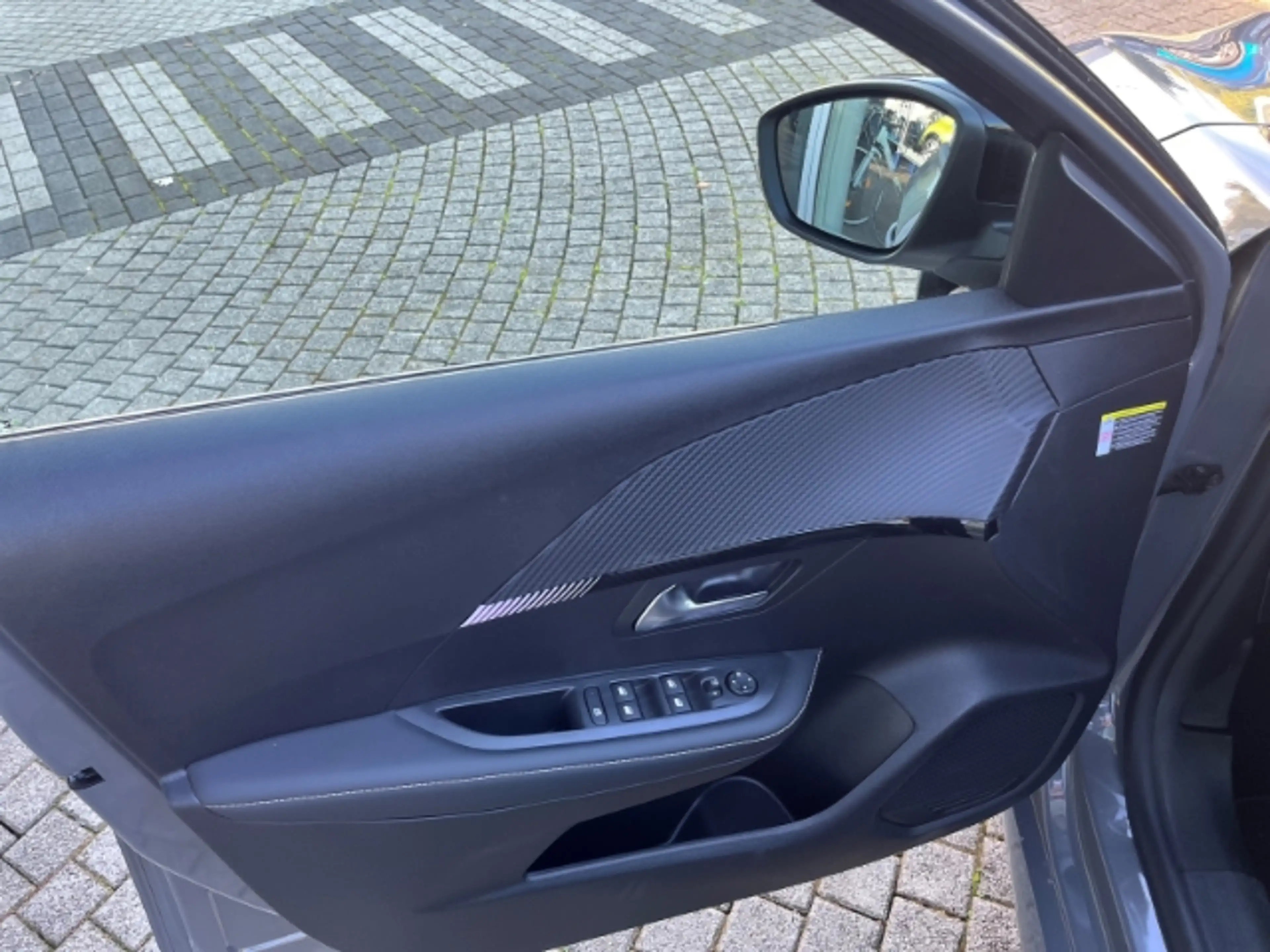 Peugeot 208 Allure Navi Klima 360 Kamera LM-Felgen — photo 11