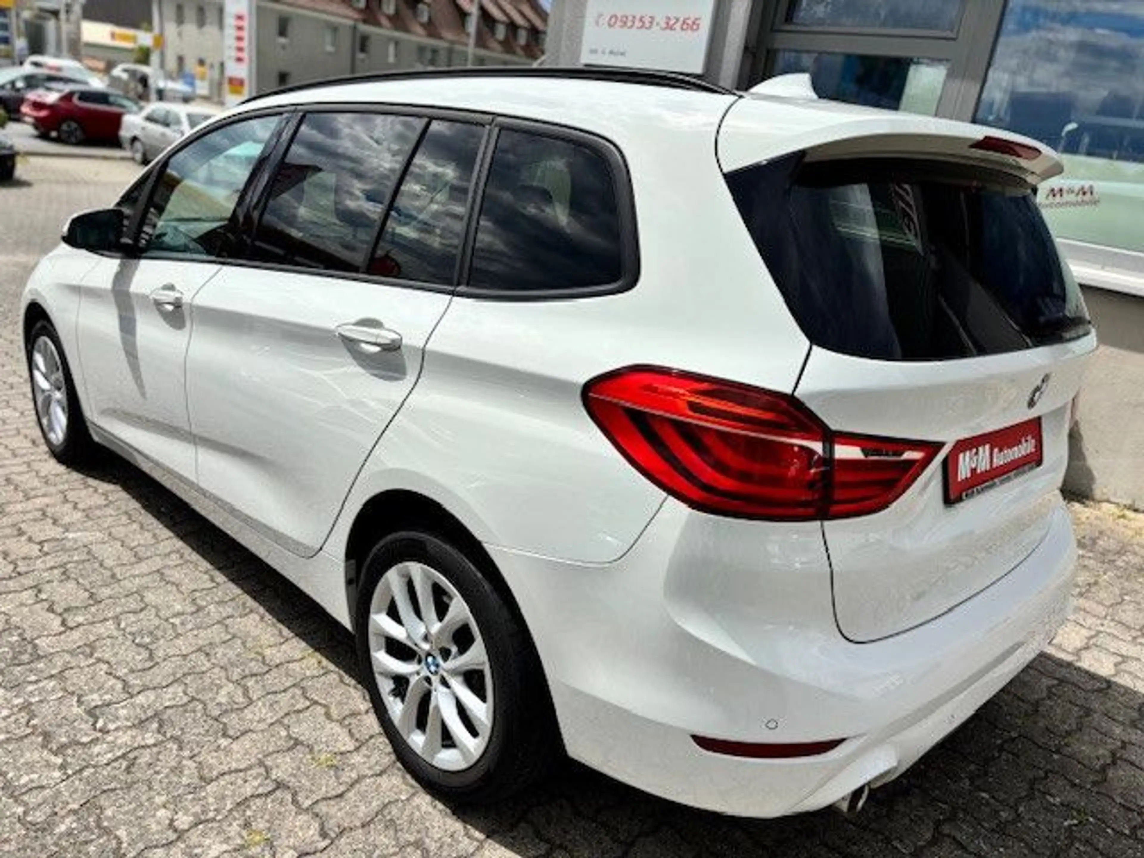 BMW 218 Aut. 7-Sitzer+NAVI+LED+PDC+SHZ — photo 9