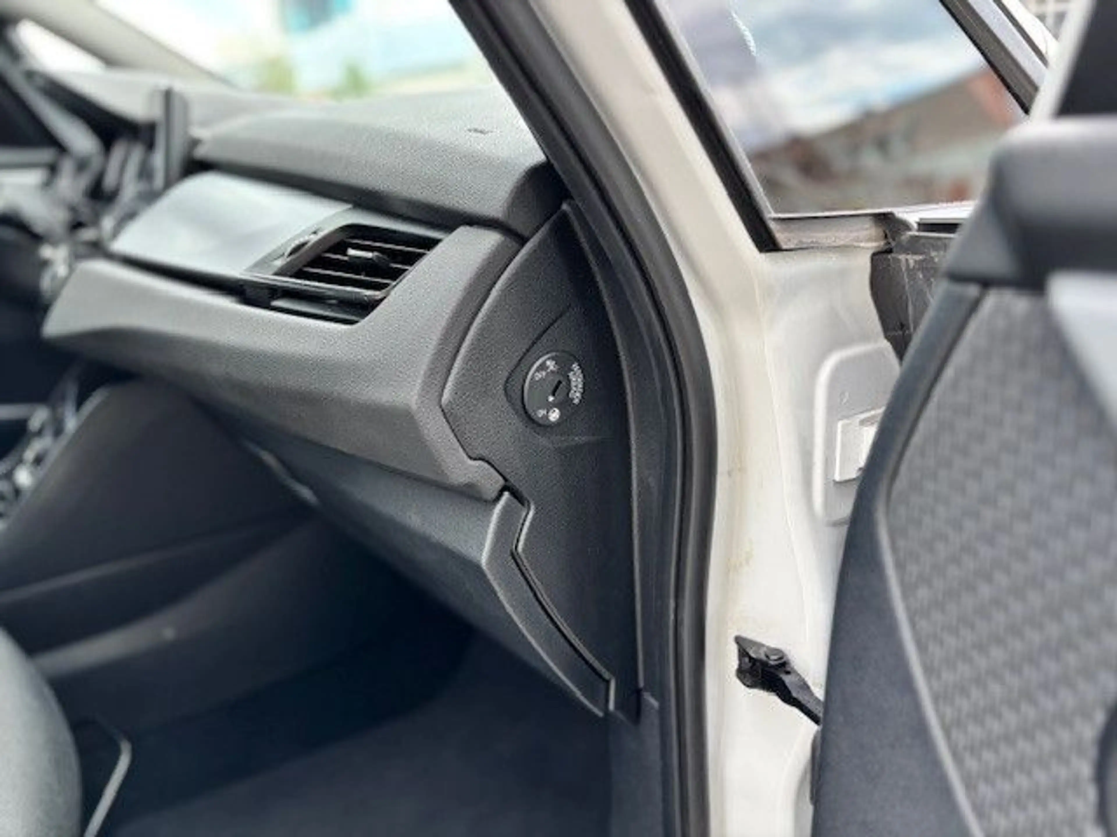 BMW 218 Aut. 7-Sitzer+NAVI+LED+PDC+SHZ — photo 14